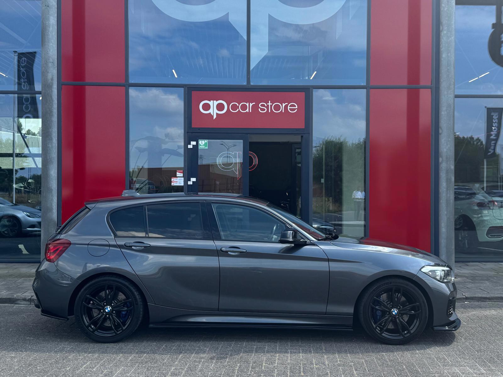 Foto van BMW M140i xDrive