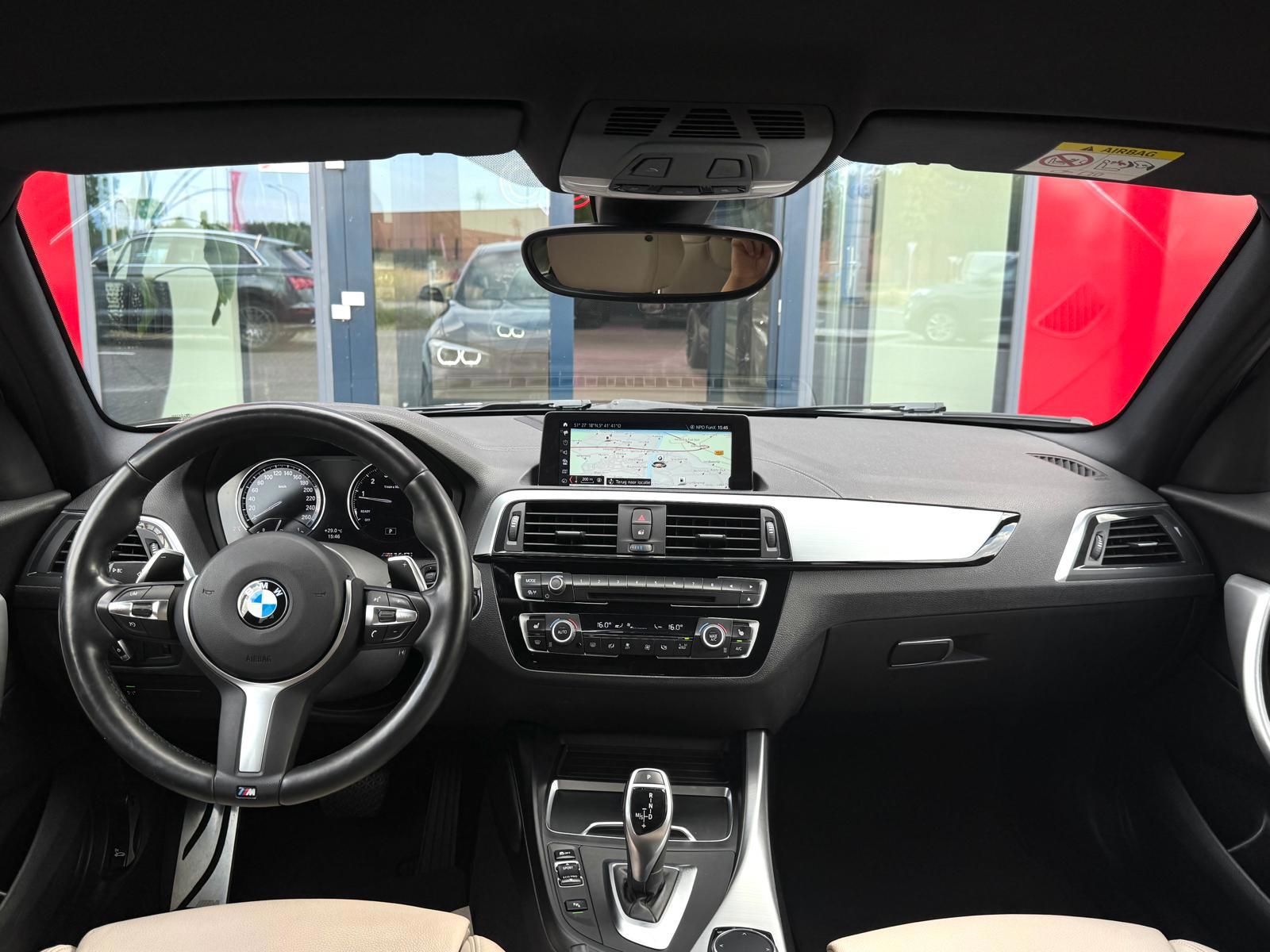 Foto van BMW M140i xDrive