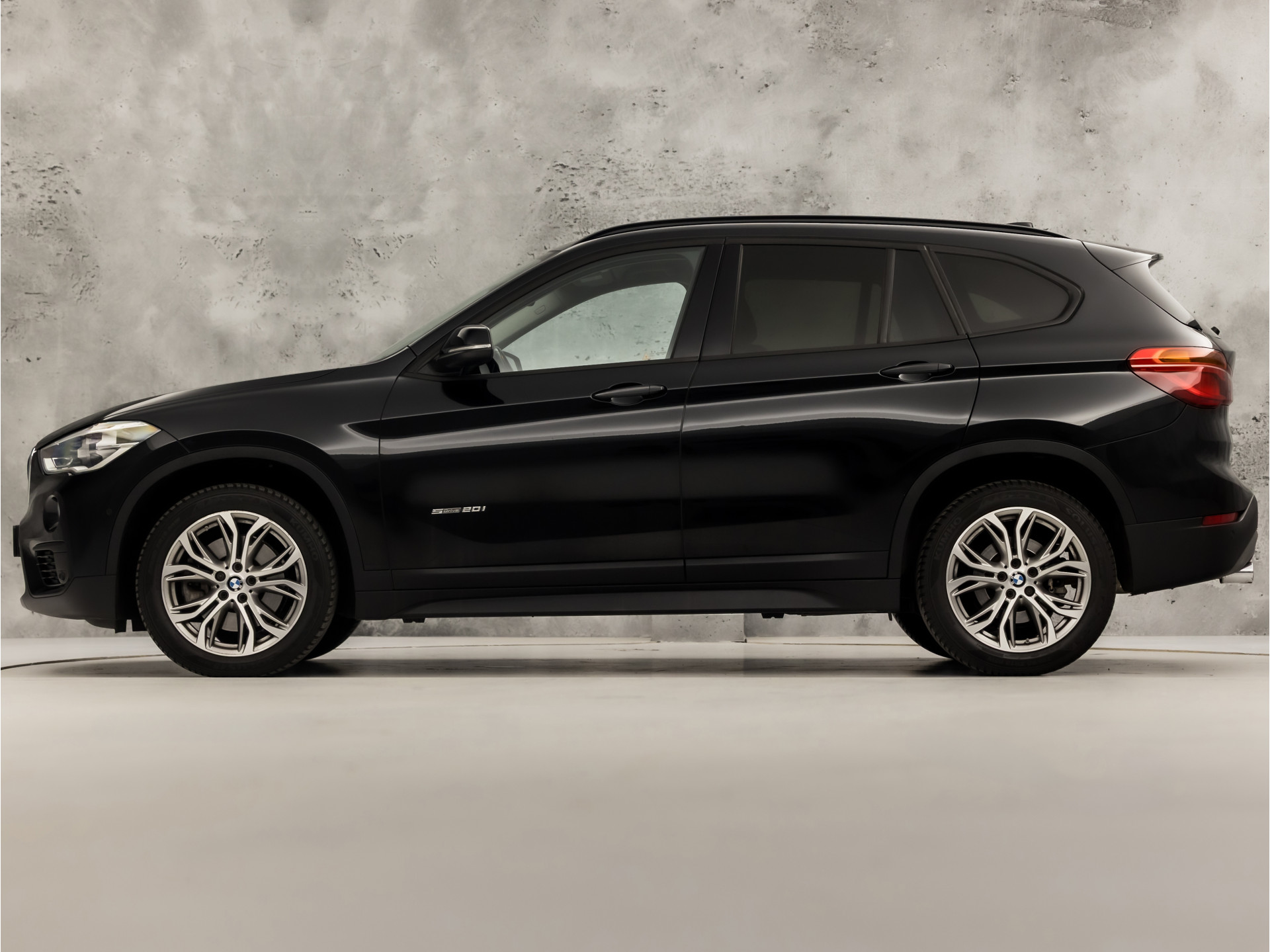 Foto van BMW X1 Sdrive20i