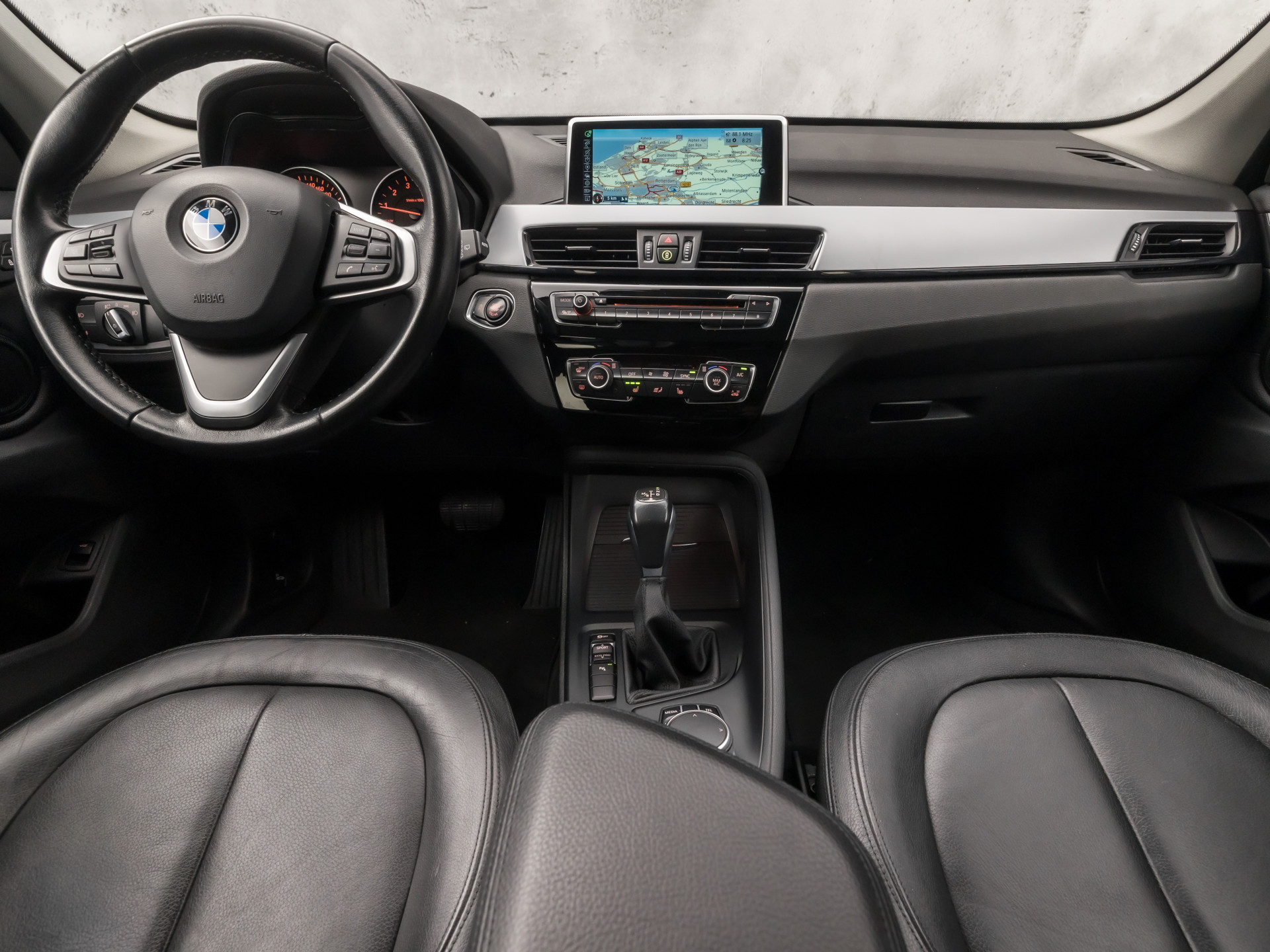 Foto van BMW X1 Sdrive20i