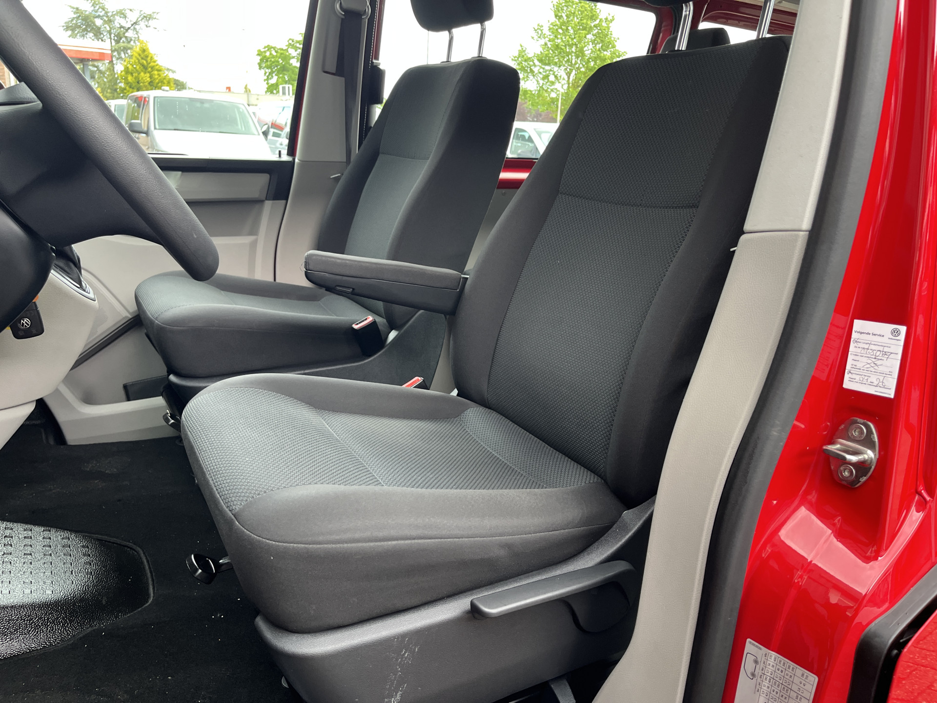 Foto van Volkswagen Transporter Kombi