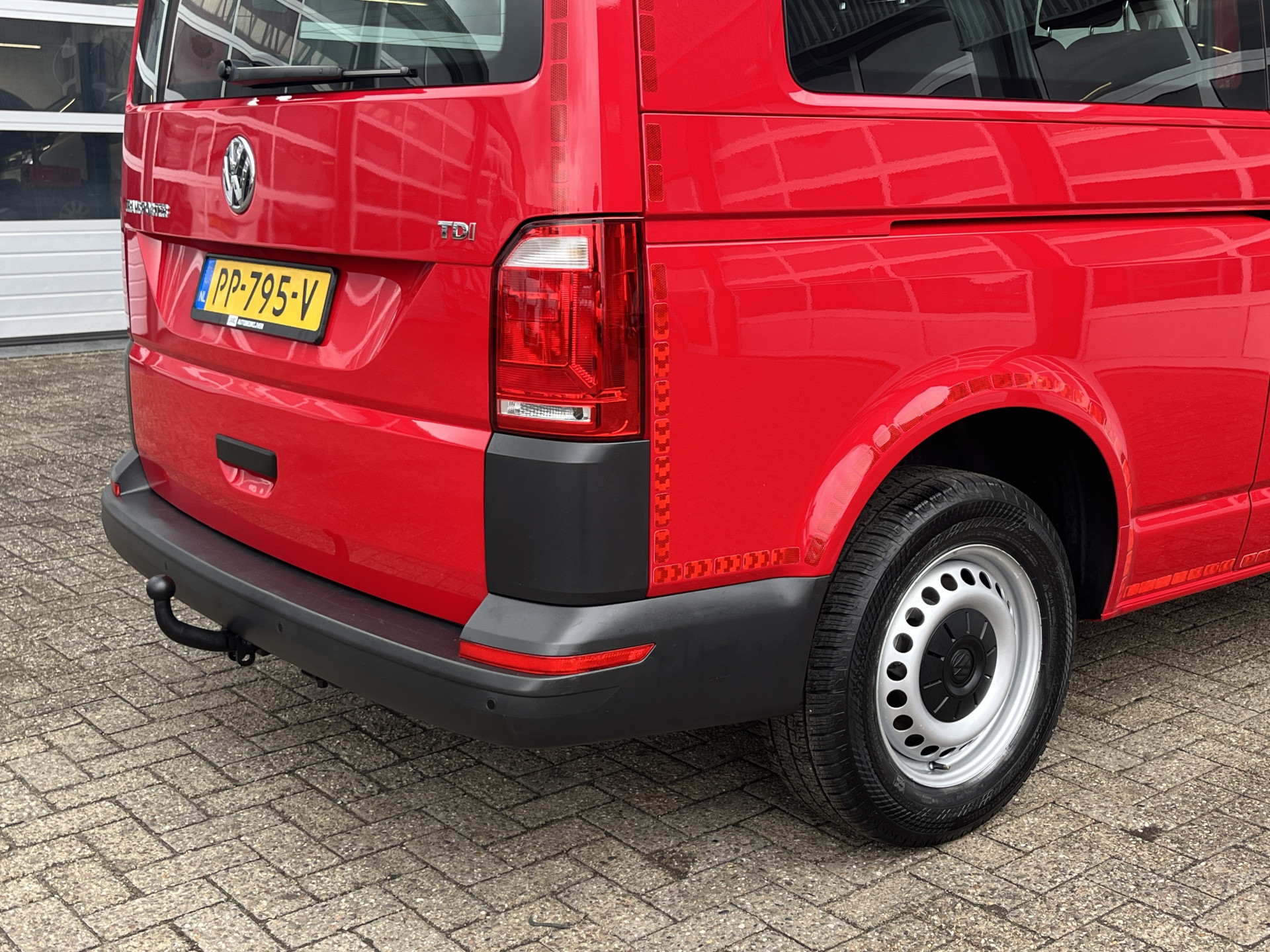 Foto van Volkswagen Transporter Kombi