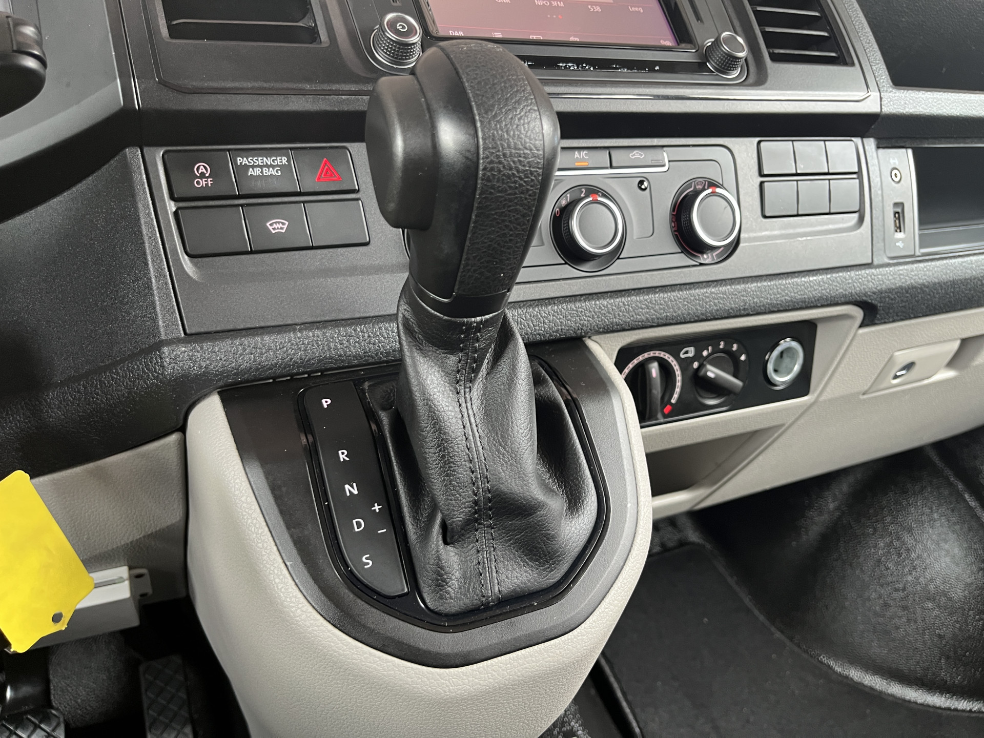 Foto van Volkswagen Transporter Kombi
