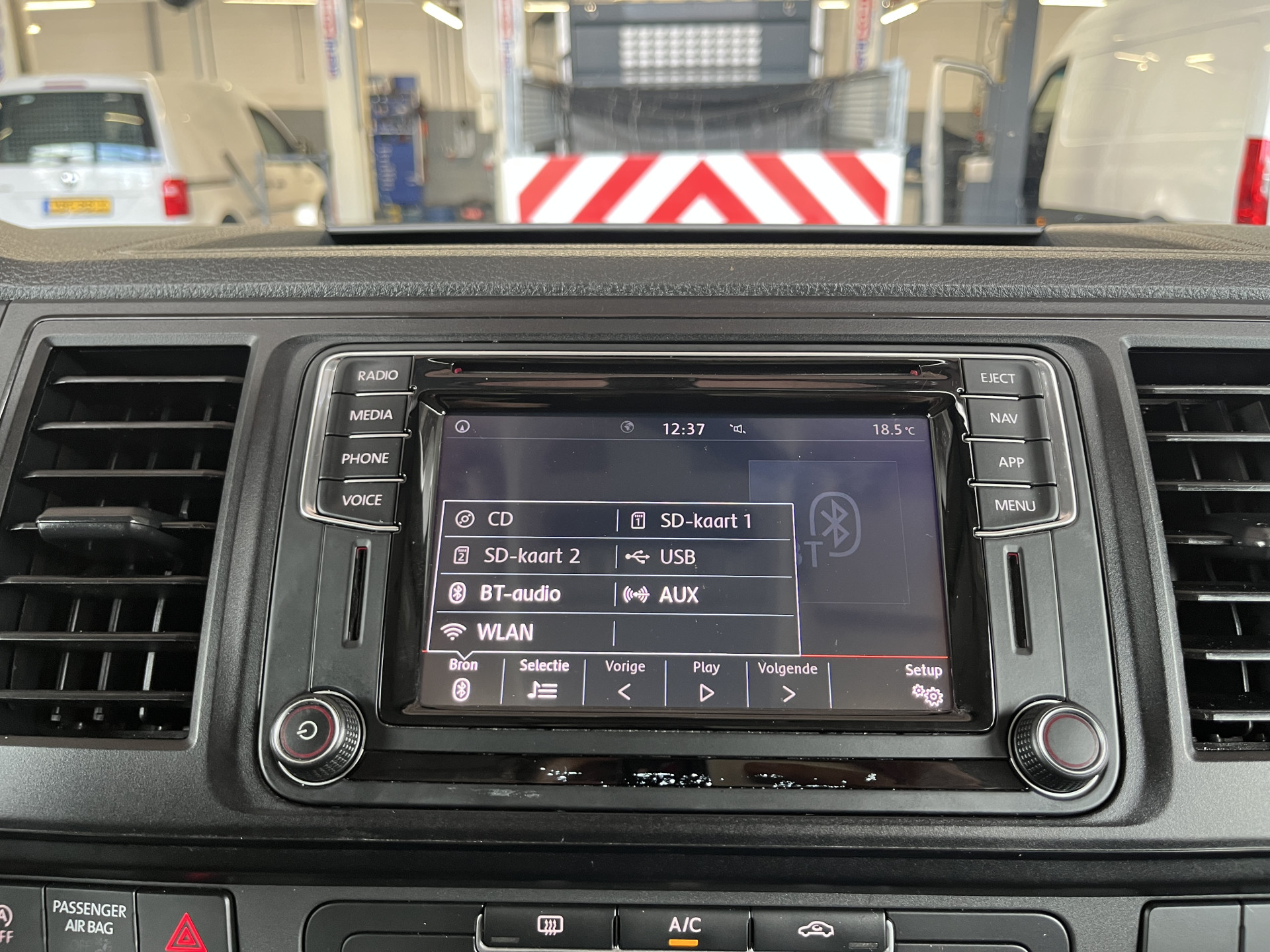 Foto van Volkswagen Transporter Kombi