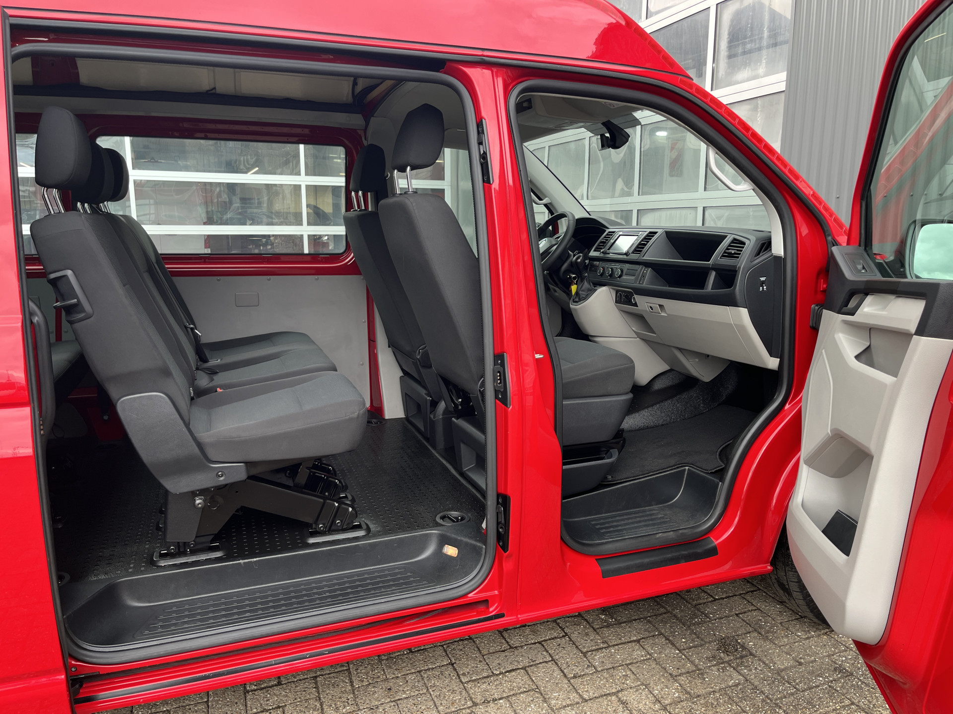 Foto van Volkswagen Transporter Kombi