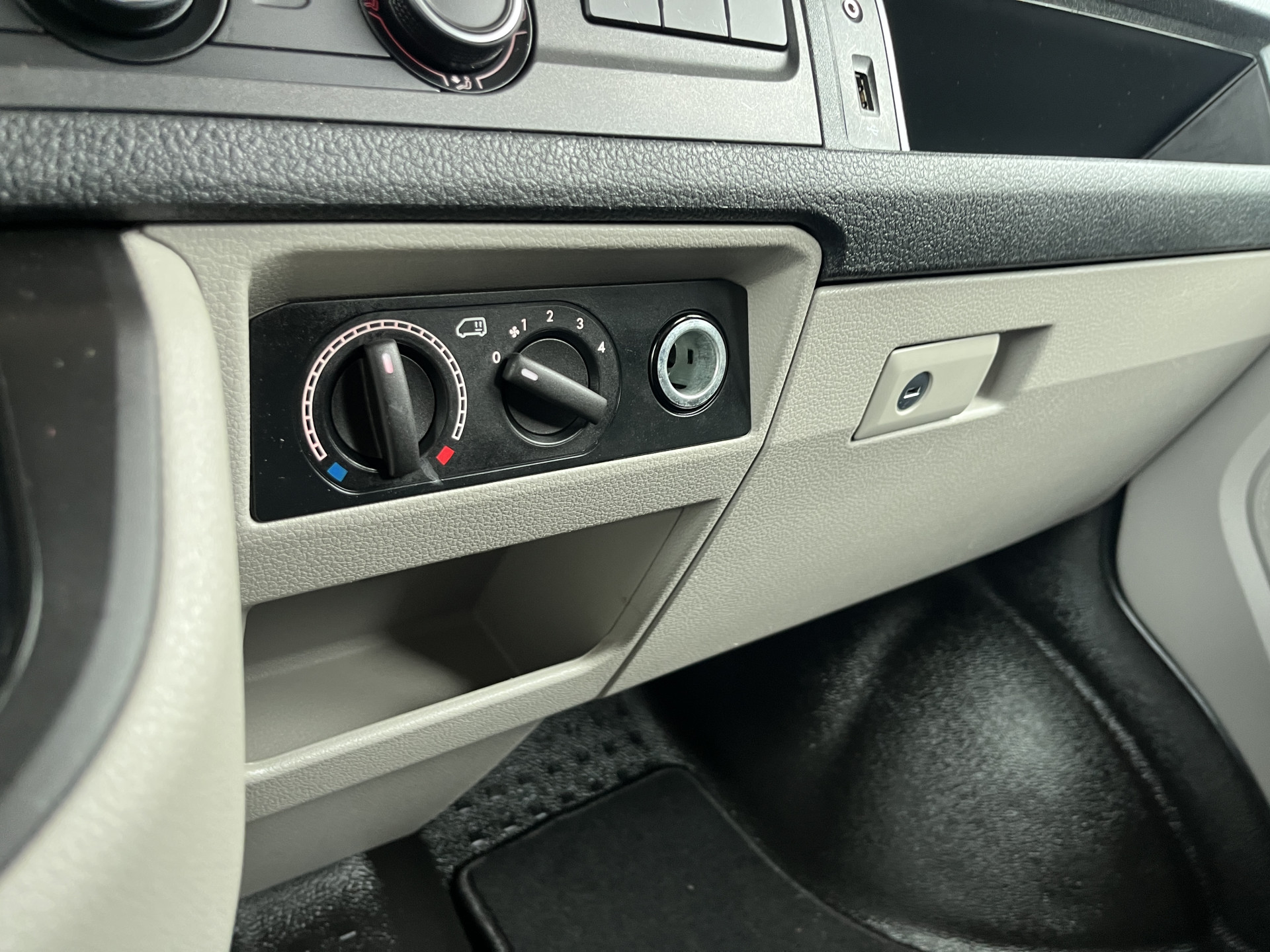 Foto van Volkswagen Transporter Kombi