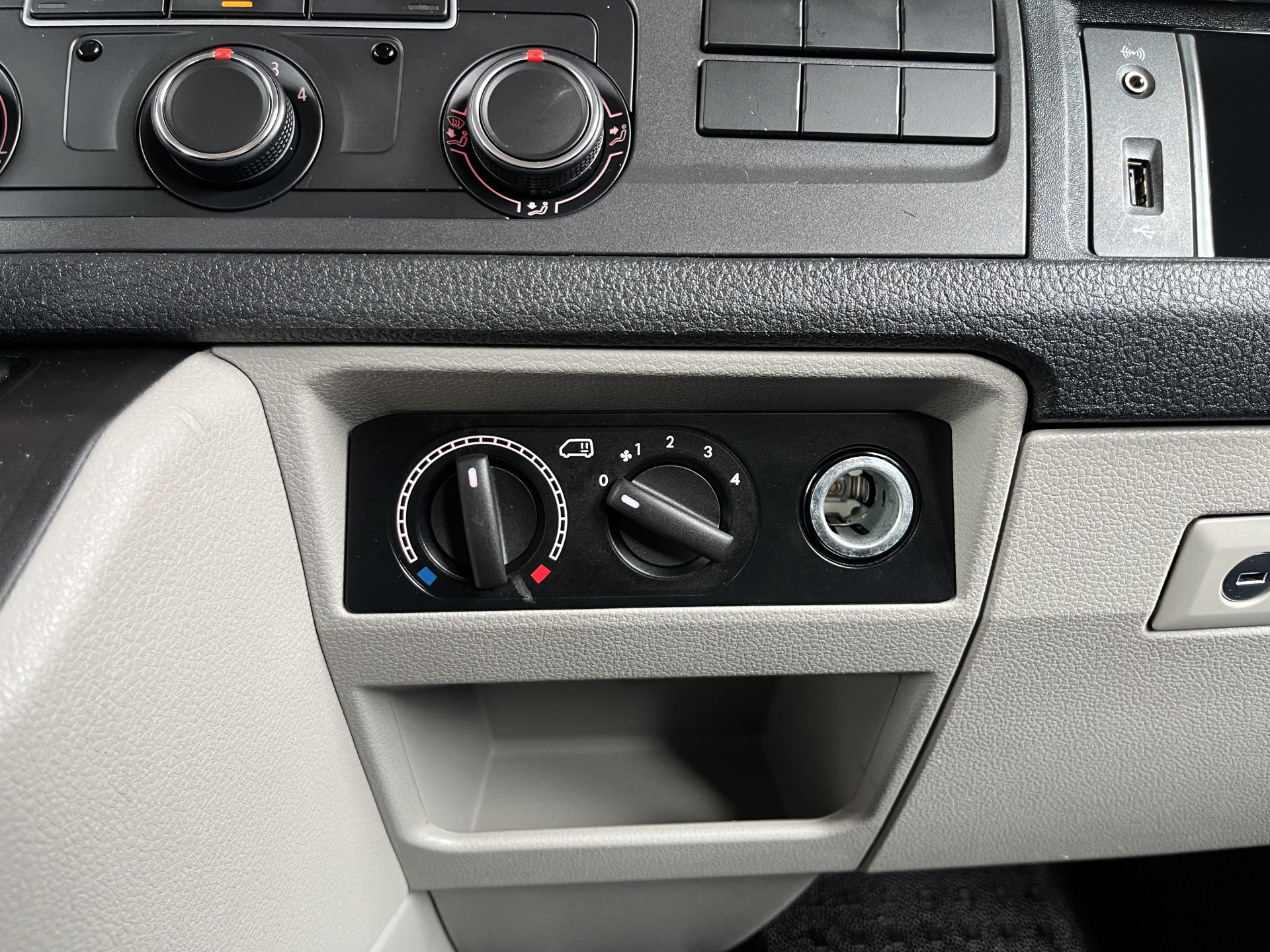 Foto van Volkswagen Transporter Kombi