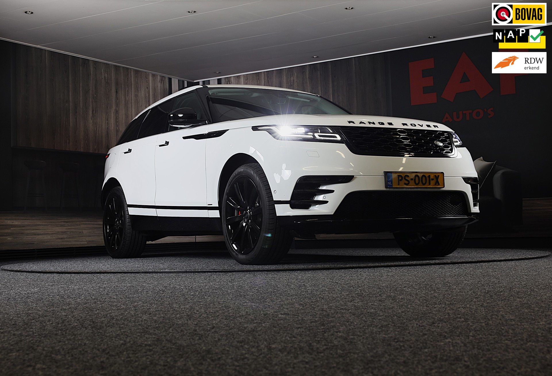 Land Rover Range Rover Velar 2.0 I4 Turbo AWD R-Dynamic HSE / Massage / Head Up / Leder / Acc / Lane Assist / Dode Hoek / Meridian 2017 - voorkant