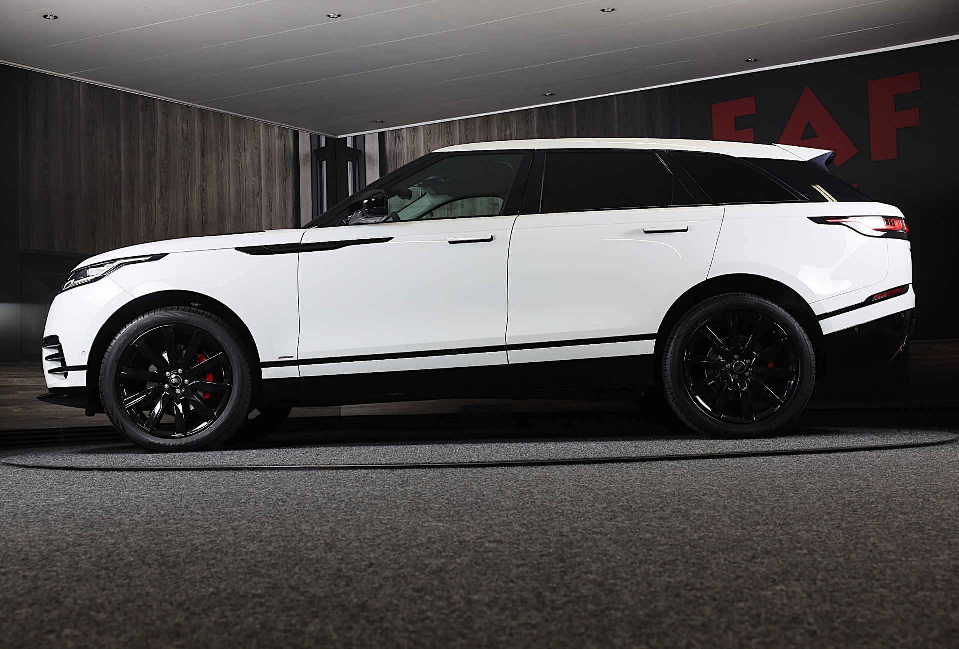 Foto van Land Rover Range Rover Velar
