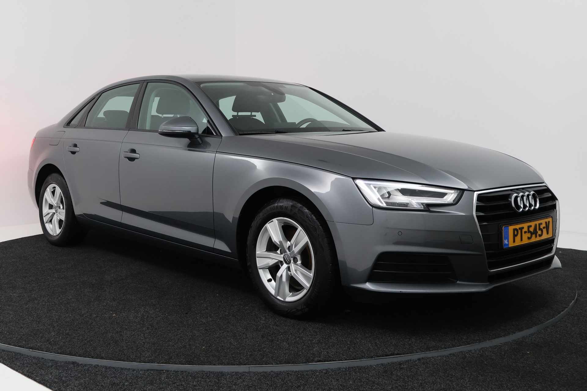 Foto van Audi A4 Limousine
