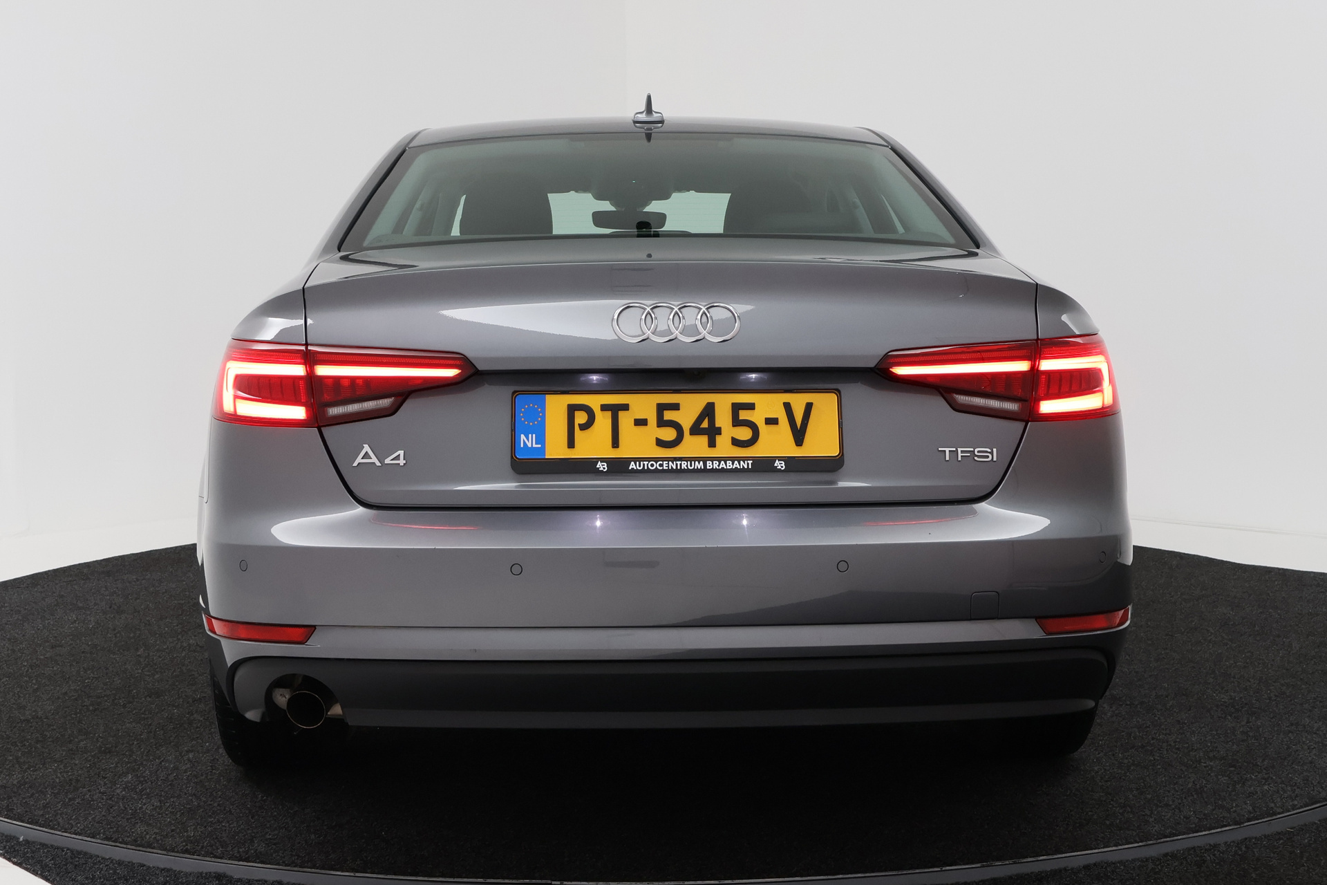 Foto van Audi A4 Limousine