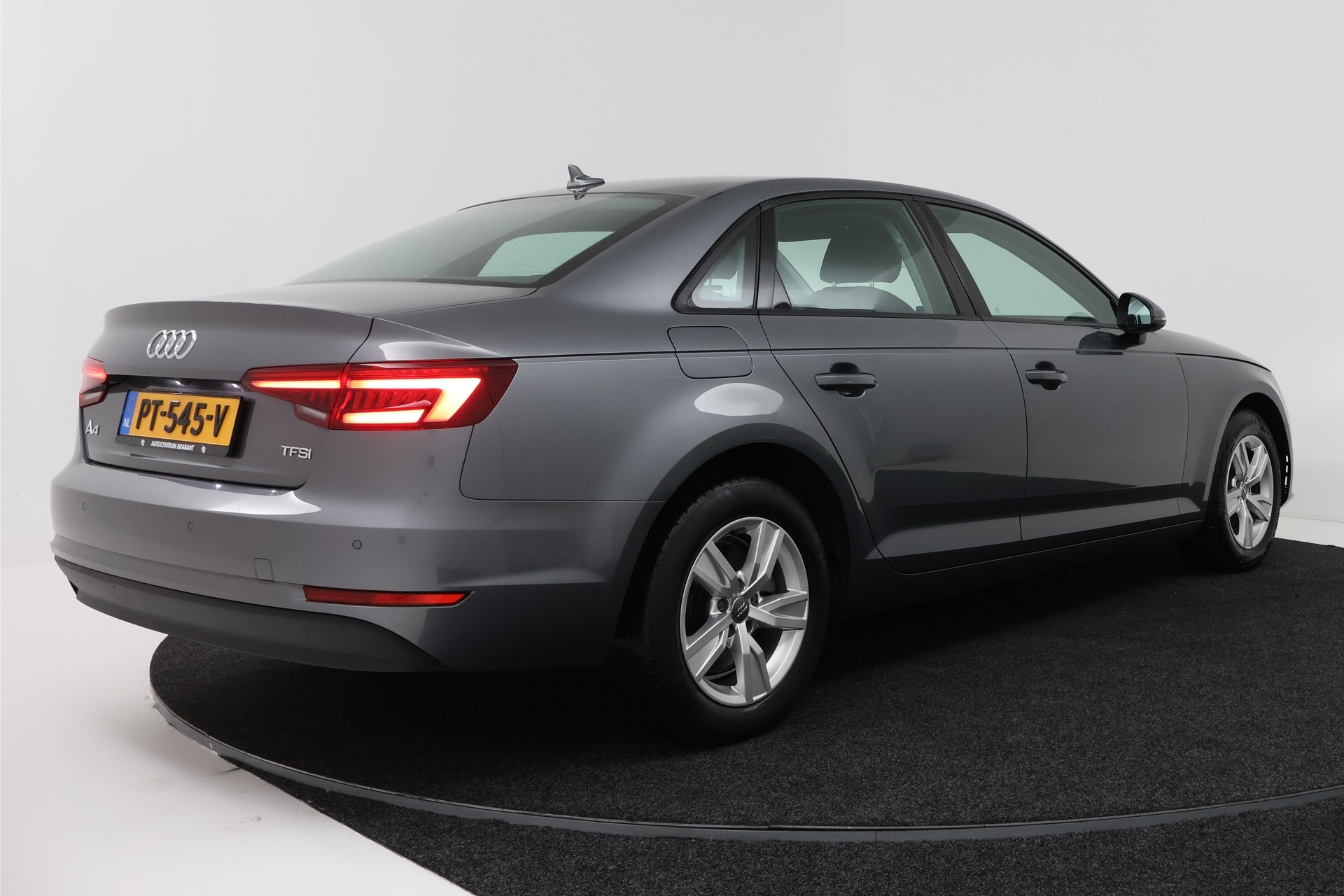Foto van Audi A4 Limousine