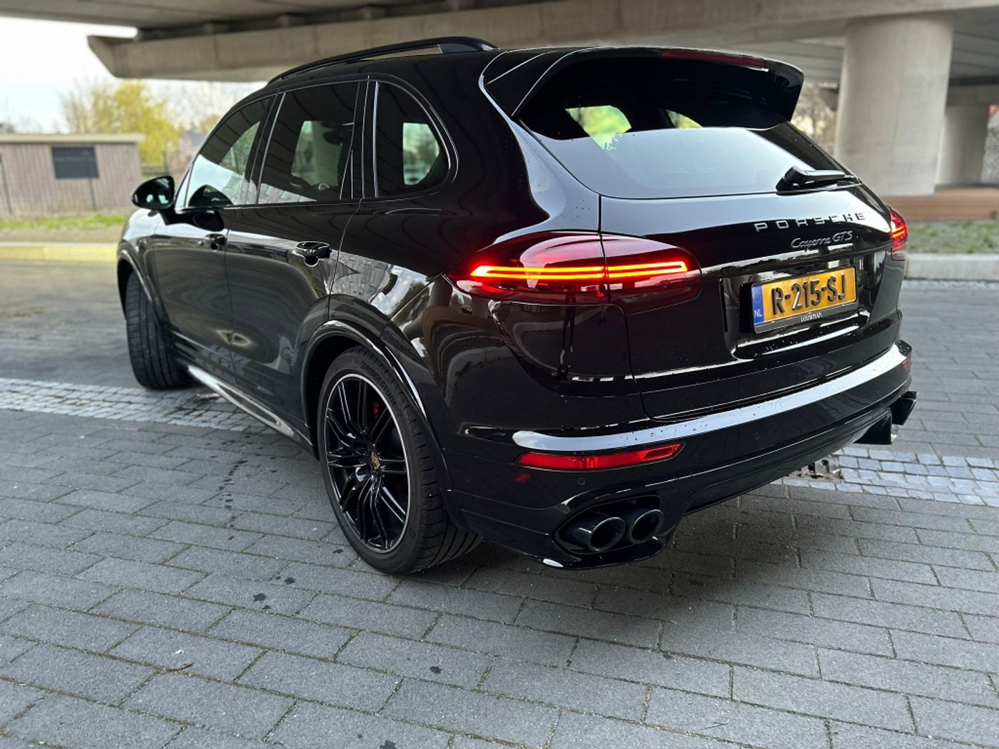 Foto van Porsche Cayenne GTS