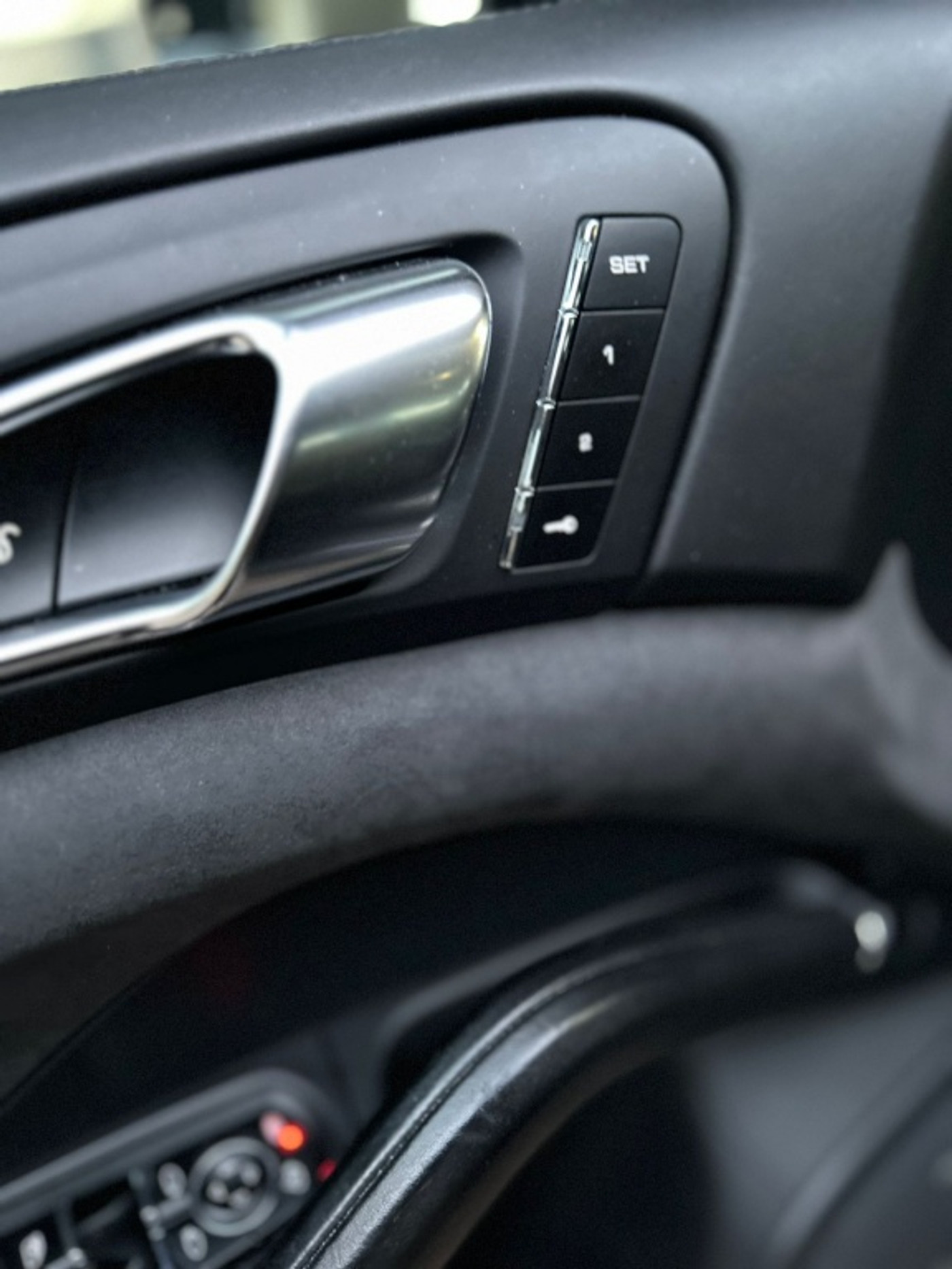 Foto van Porsche Cayenne GTS