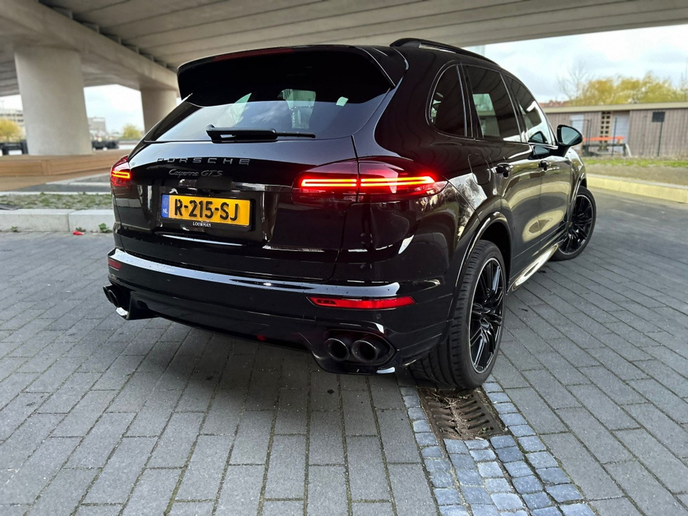 Foto van Porsche Cayenne GTS