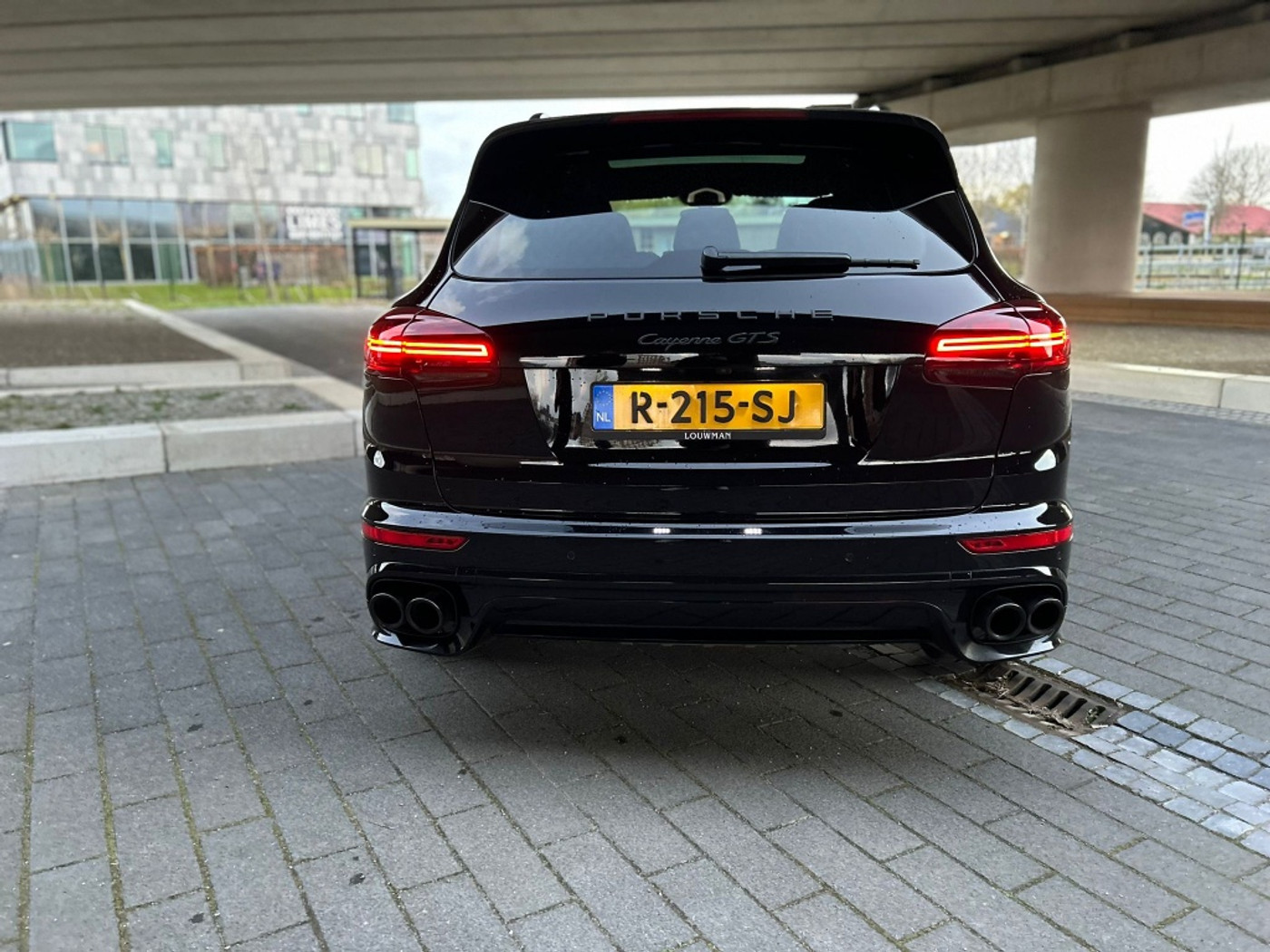 Foto van Porsche Cayenne GTS