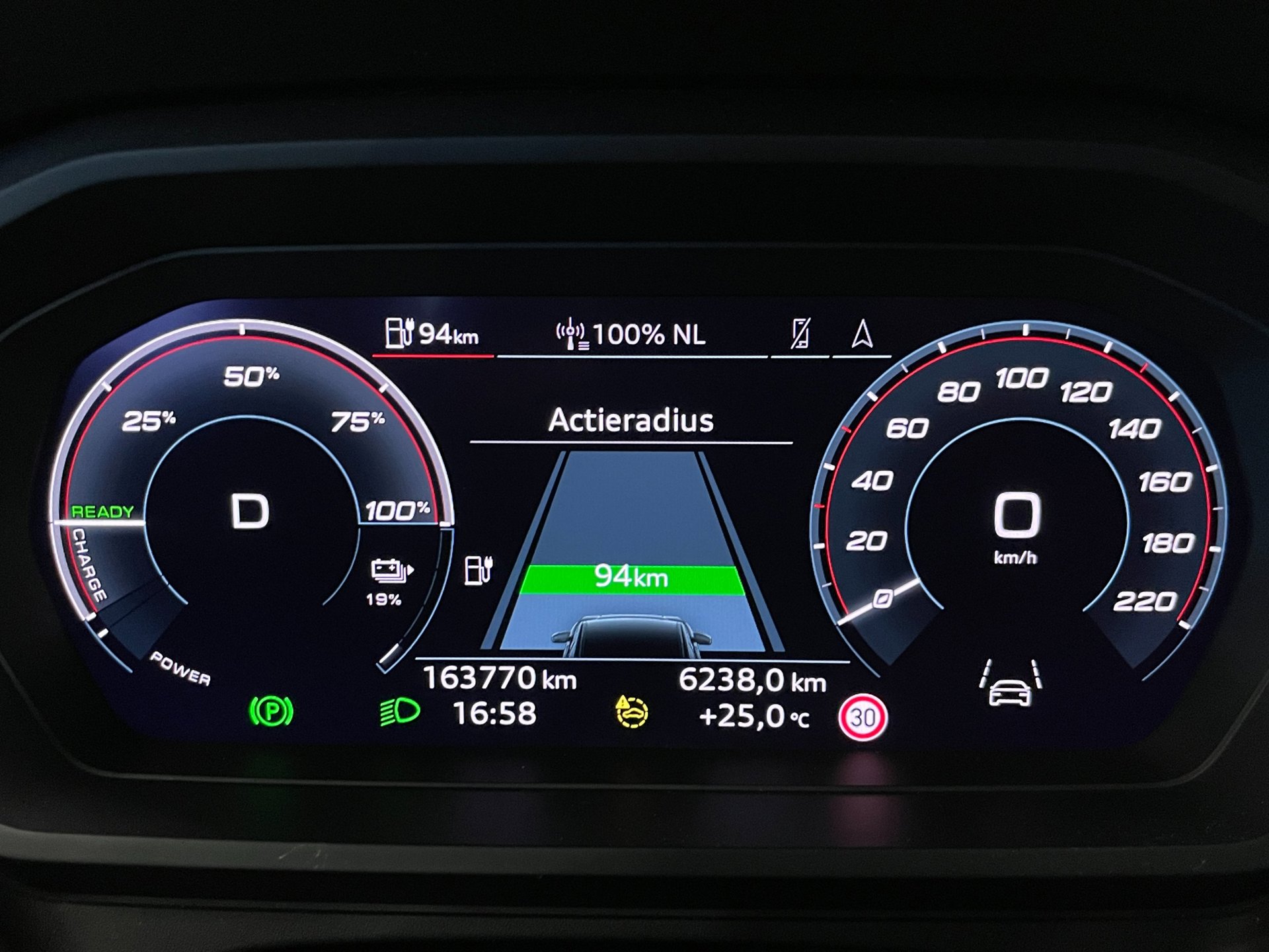 Foto van Audi Q4 40 E-tron