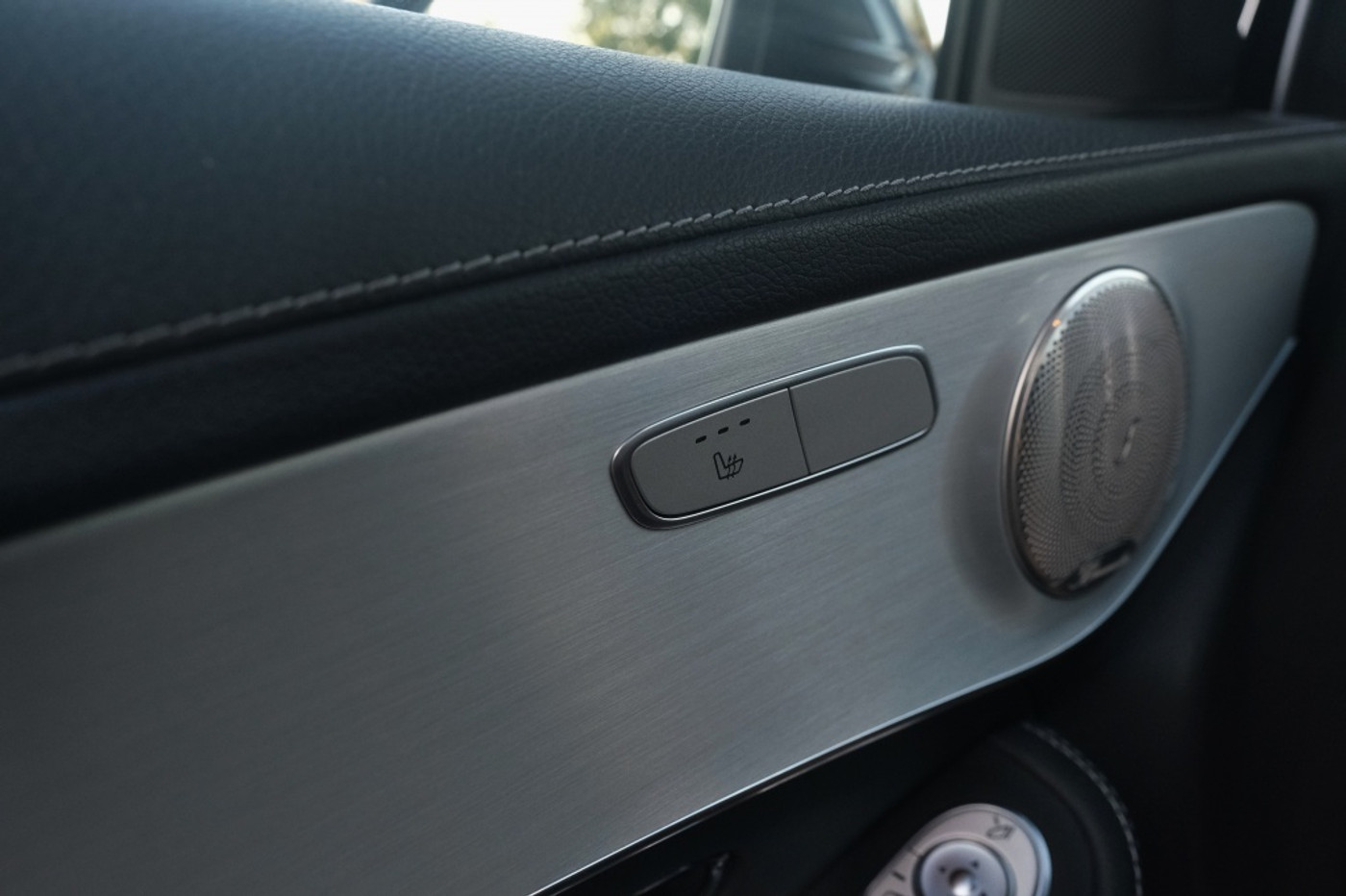 Foto van Mercedes-Benz GLC 300 E 4Matic