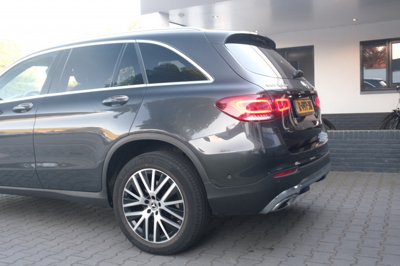 Foto van Mercedes-Benz GLC 300 E 4Matic