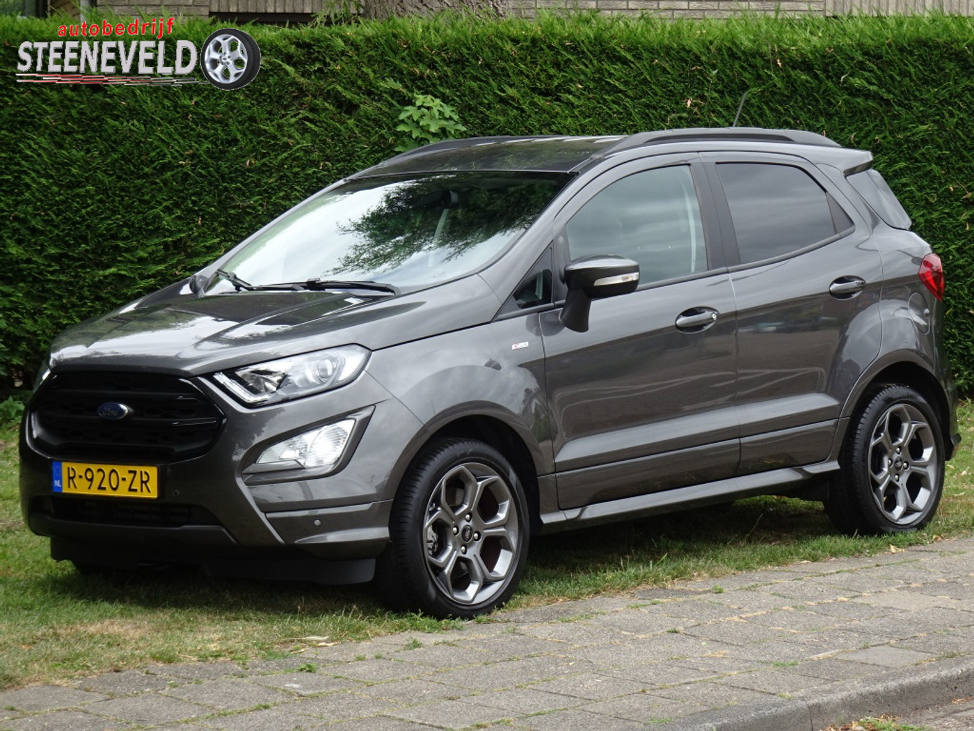 Ford Ecosport 1.0 125pk ST-Line met B&O, Trekhaak en WinterPack 2022 - voorkant