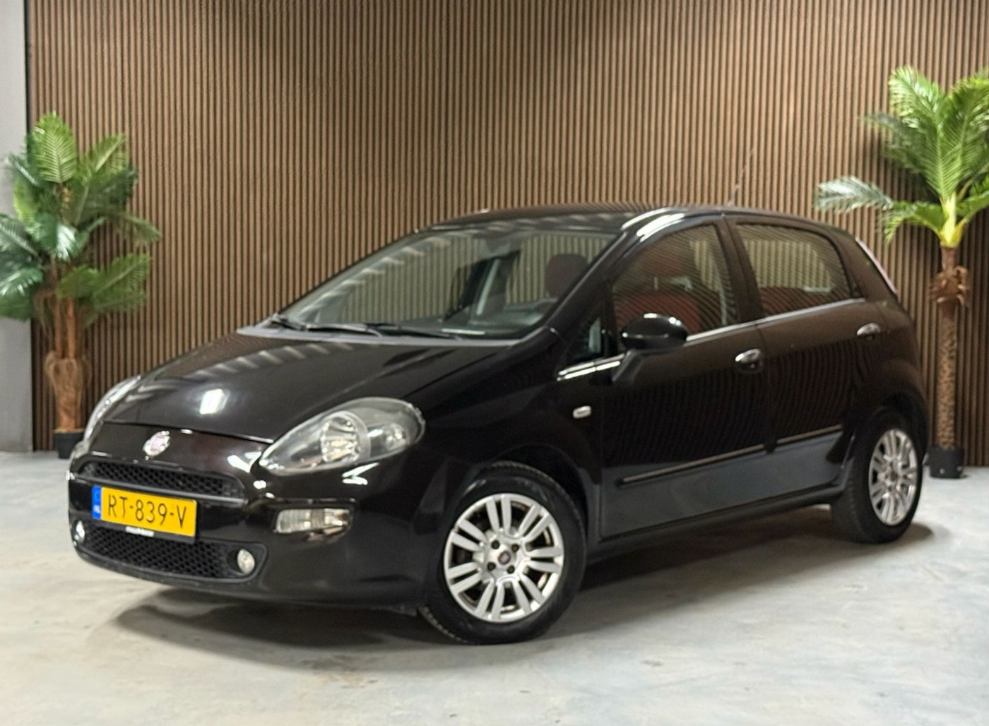 Fiat Fiat Punto 1.2 Pop 2012 - voorkant