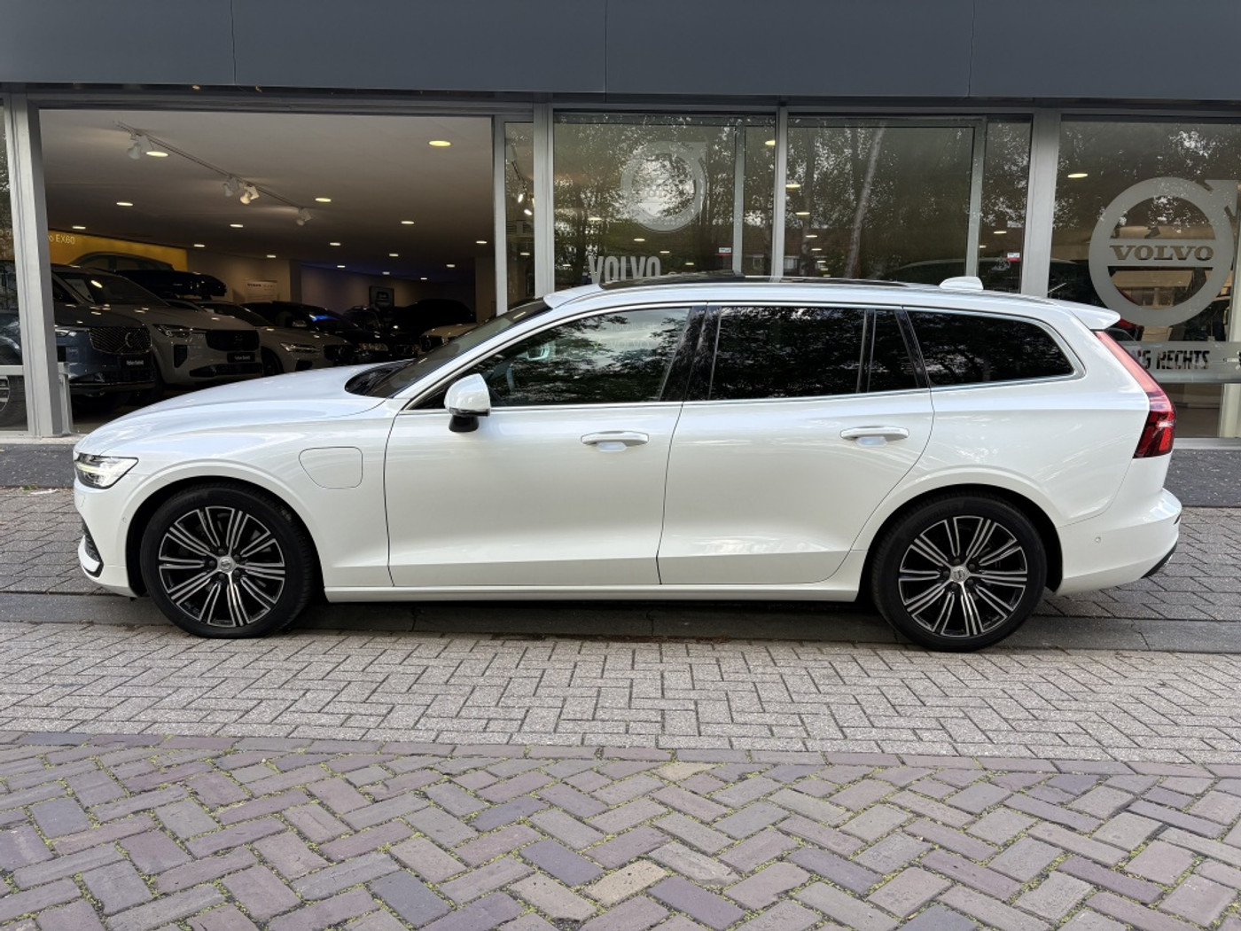 Foto van Volvo V60 T8 Twin Engine