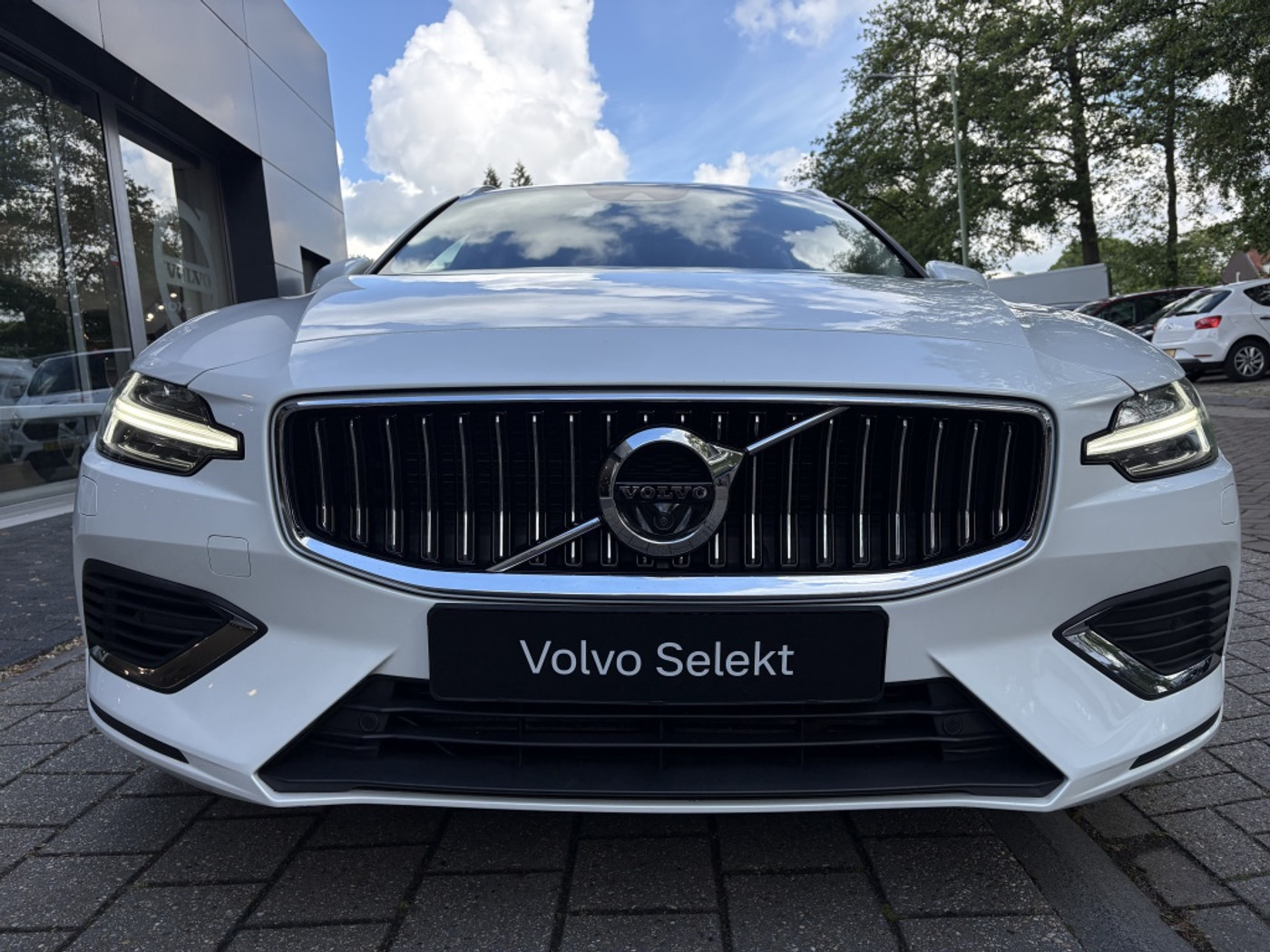 Foto van Volvo V60 T8 Twin Engine