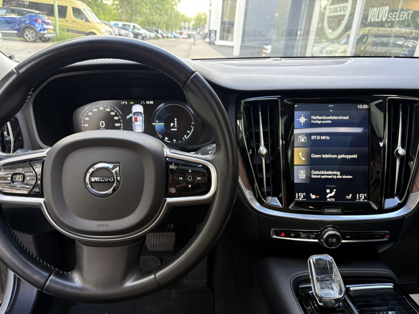 Foto van Volvo V60 T8 Twin Engine