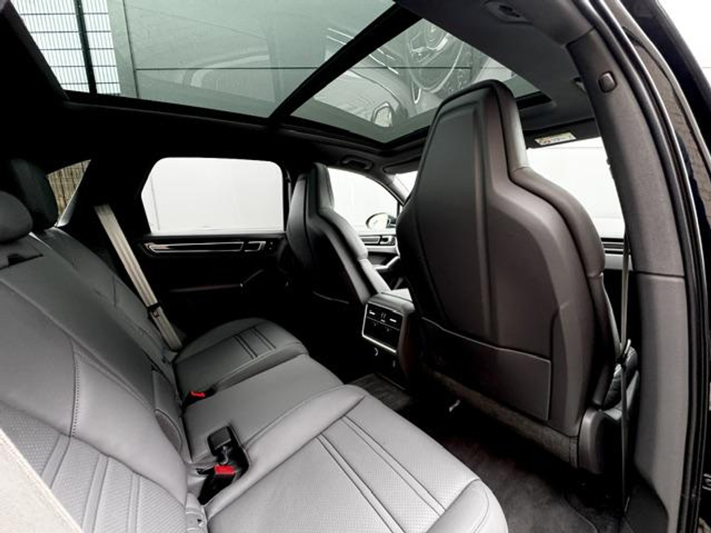 Foto van Porsche Cayenne E-hybrid