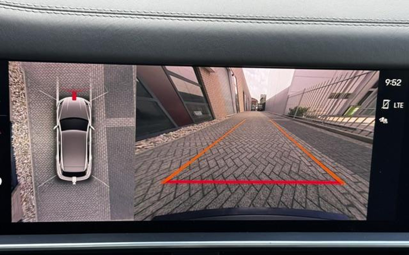 Foto van Porsche Cayenne E-hybrid