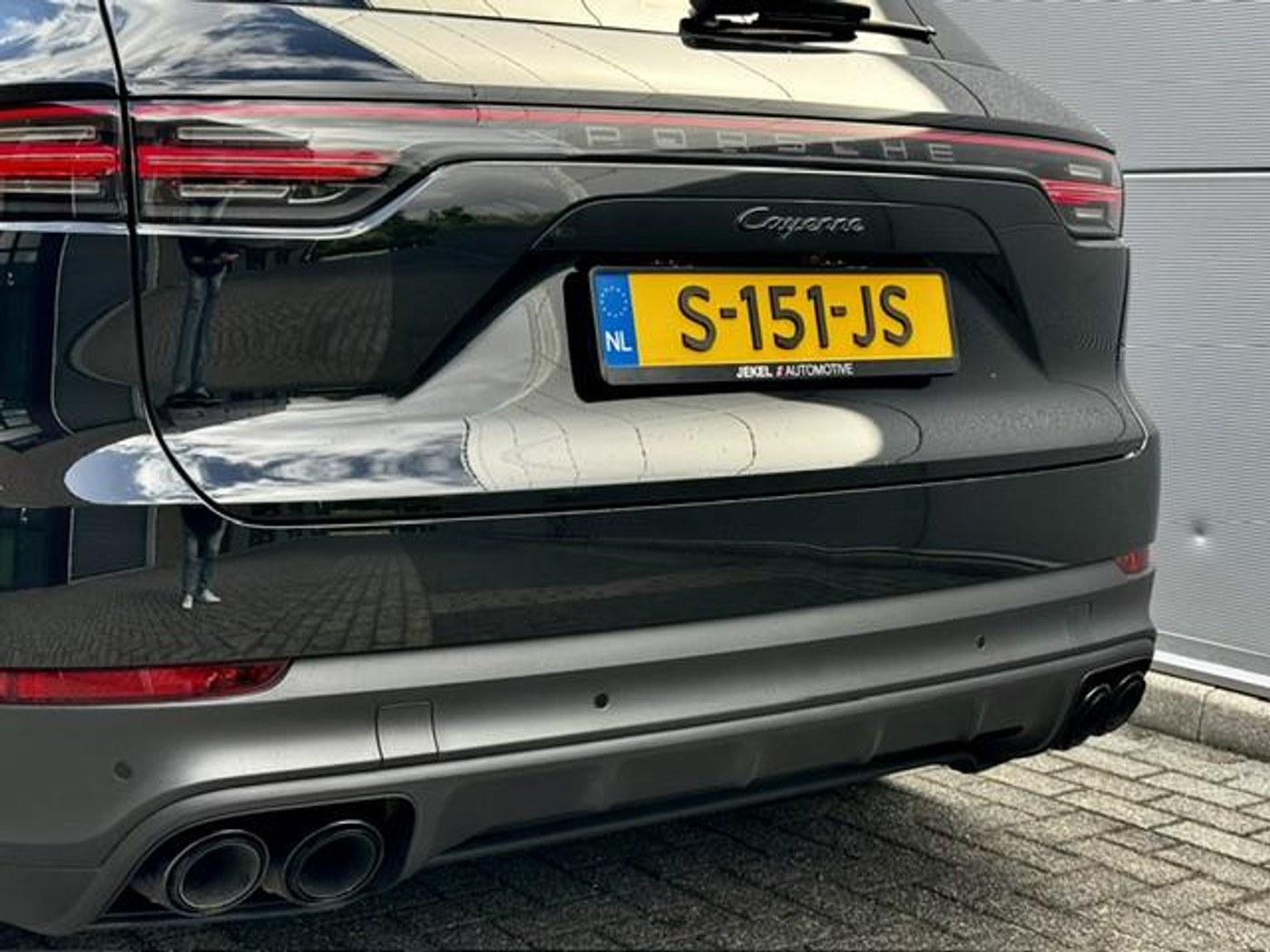 Foto van Porsche Cayenne E-hybrid