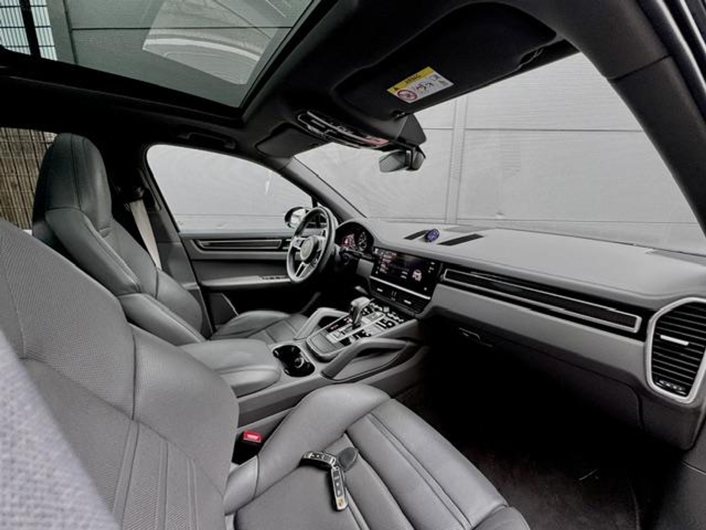 Foto van Porsche Cayenne E-hybrid