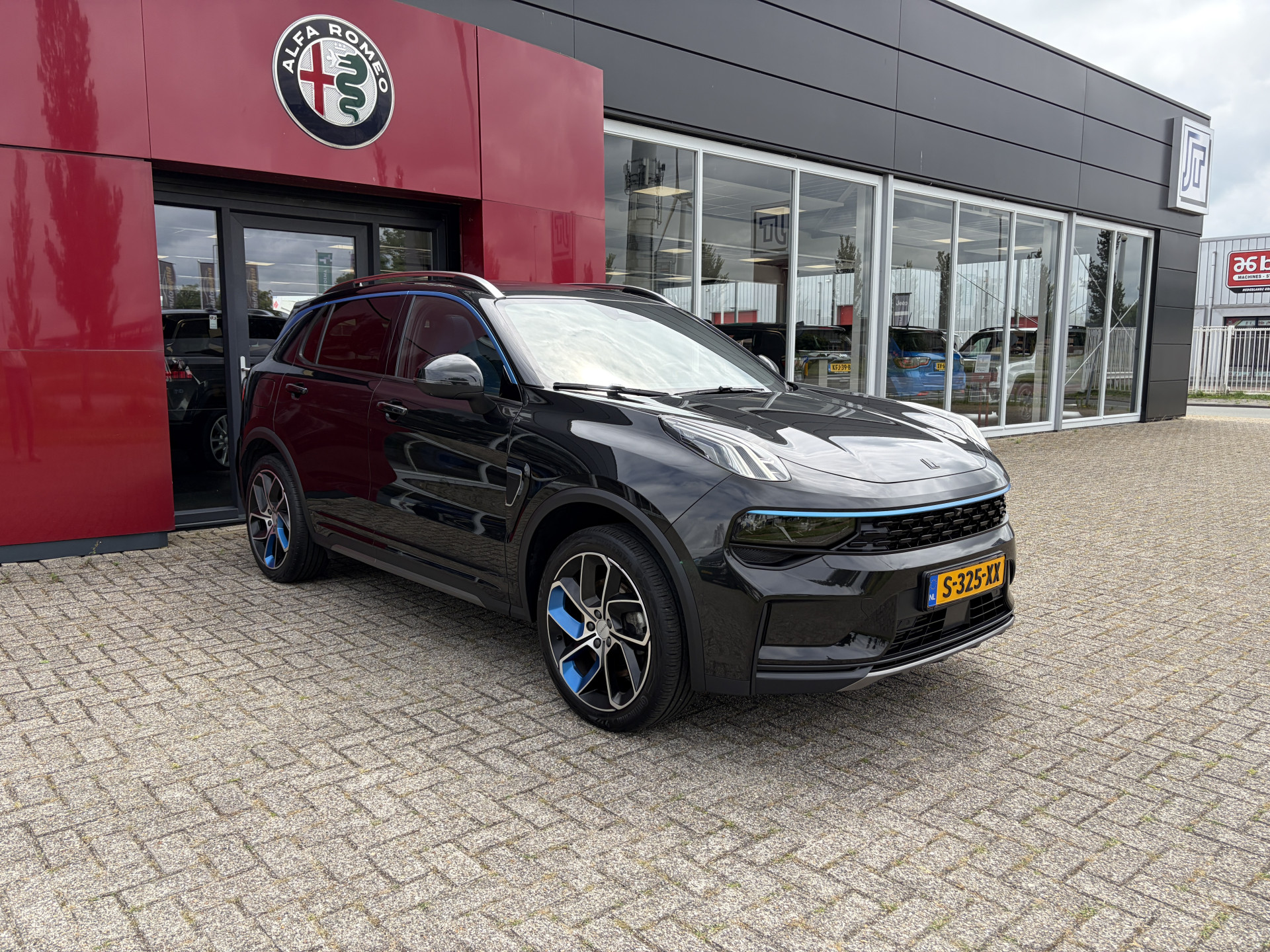 Foto van Lynk&co LYNK & Co 01
