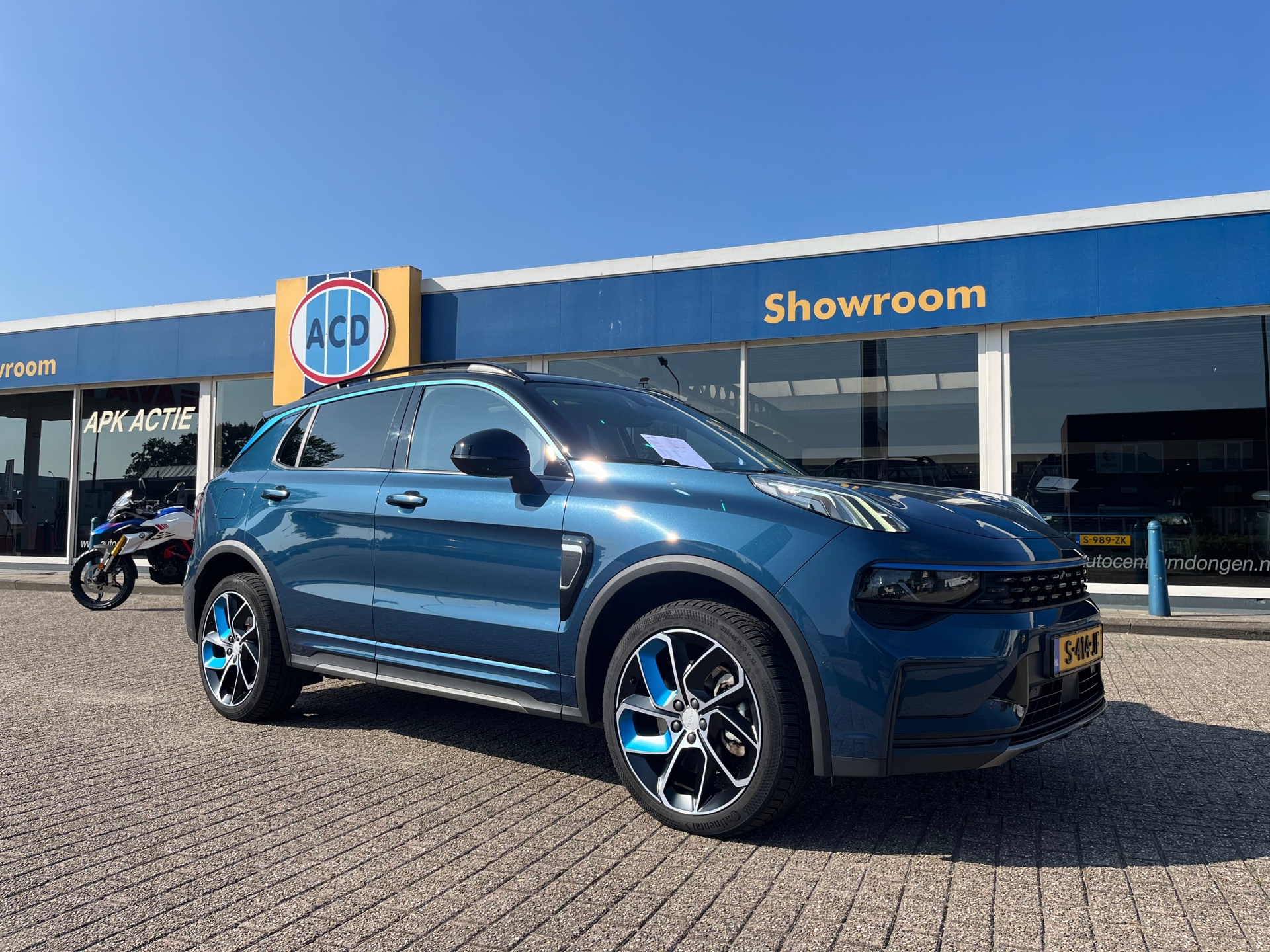 Foto van Lynk&co LYNK & Co 01