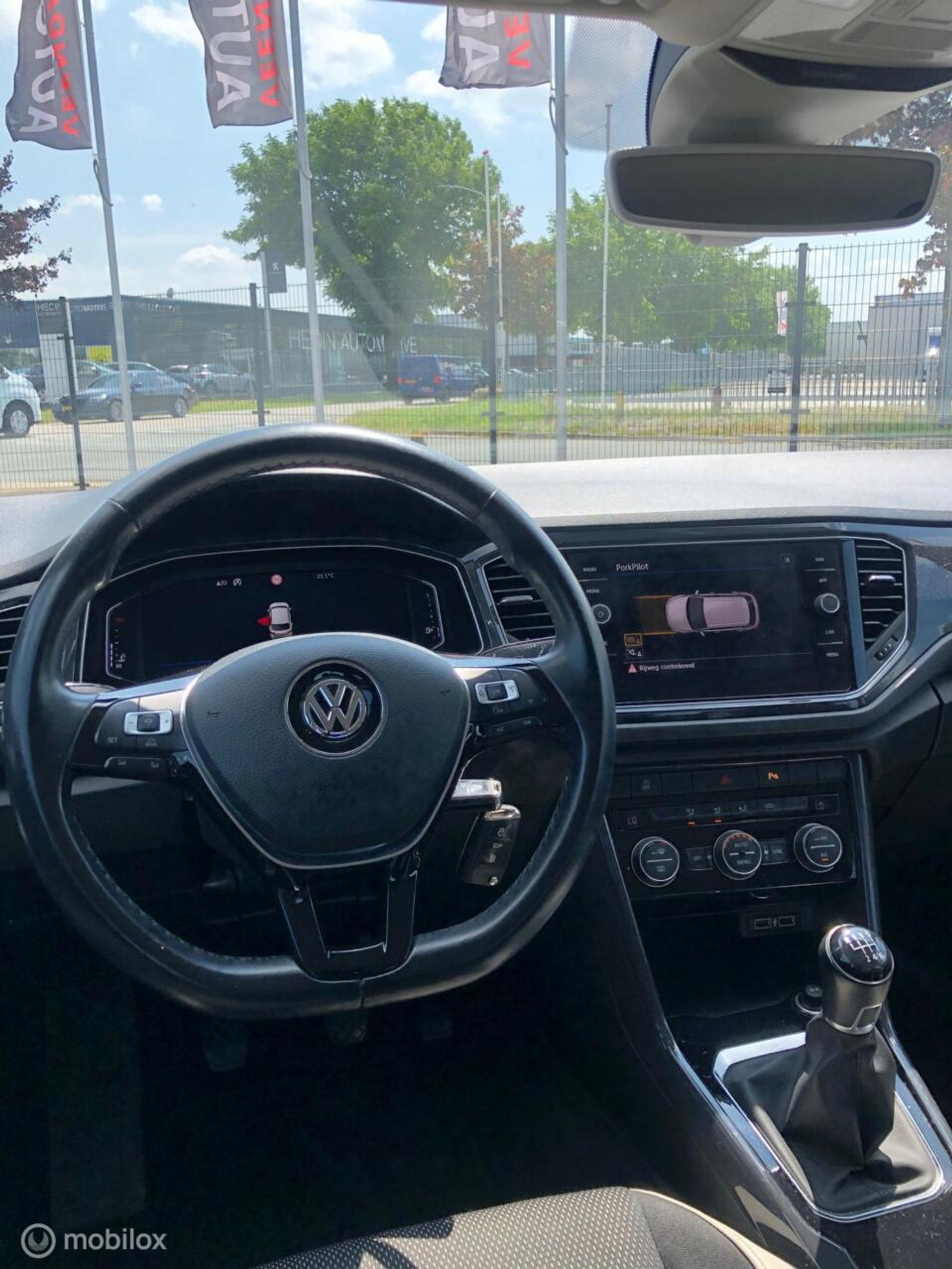 Foto van Volkswagen T-roc