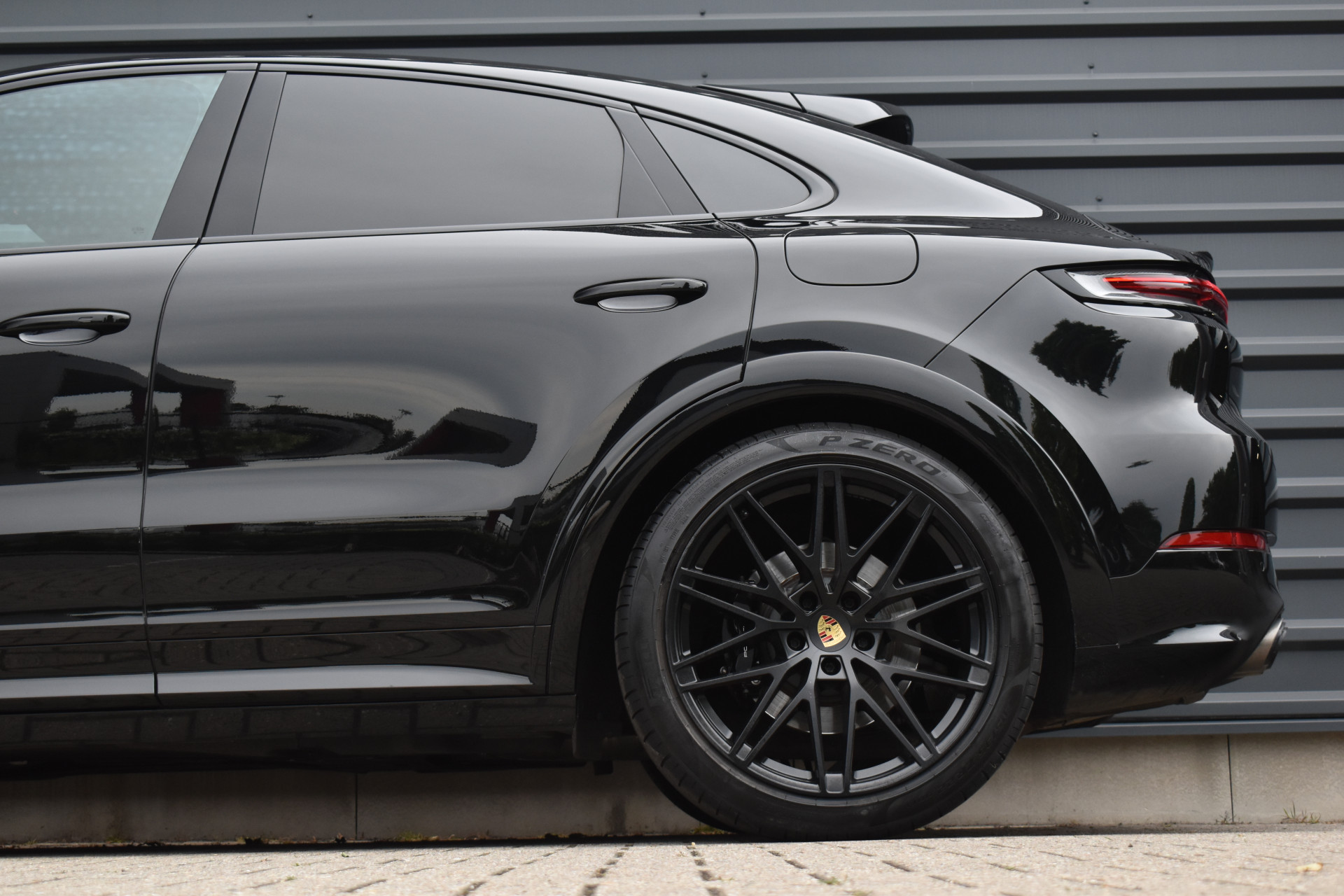 Foto van Porsche Cayenne E-hybrid