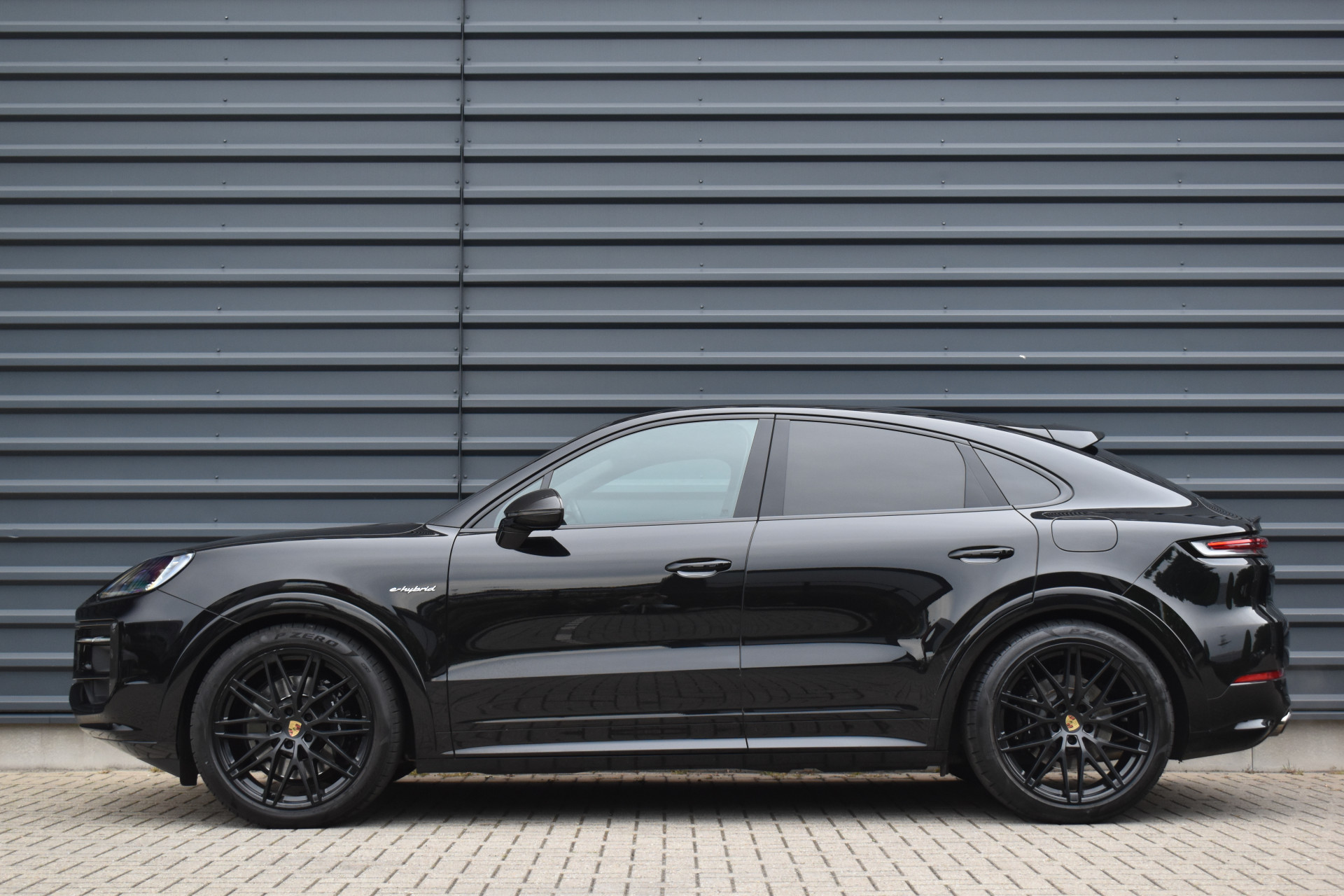 Foto van Porsche Cayenne E-hybrid