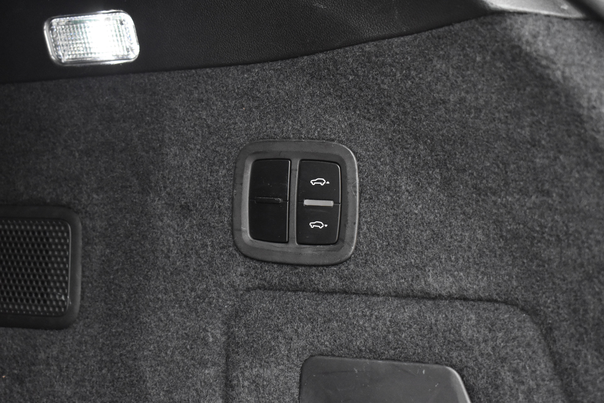Foto van Porsche Cayenne E-hybrid