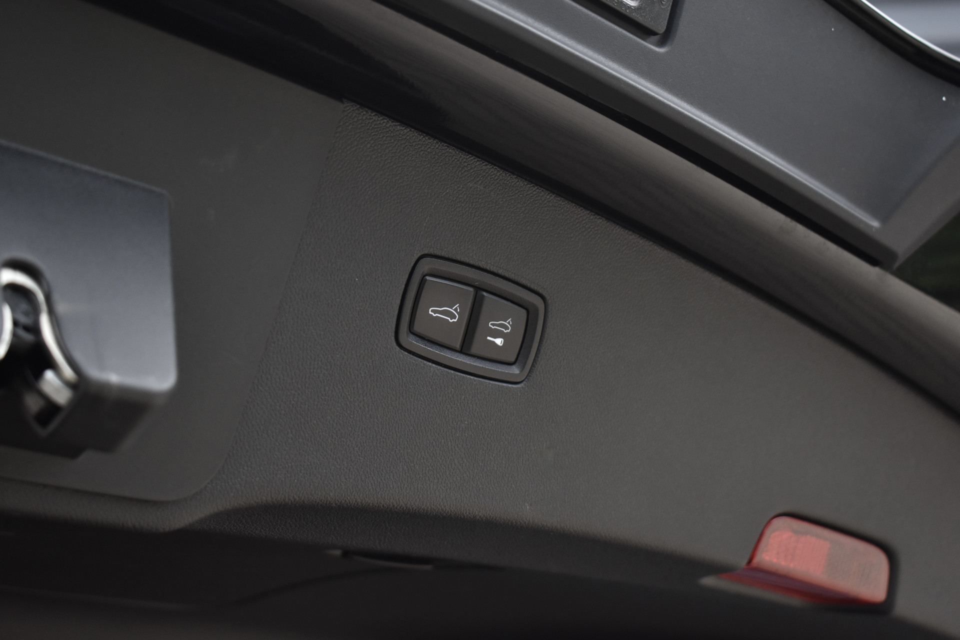 Foto van Porsche Cayenne E-hybrid