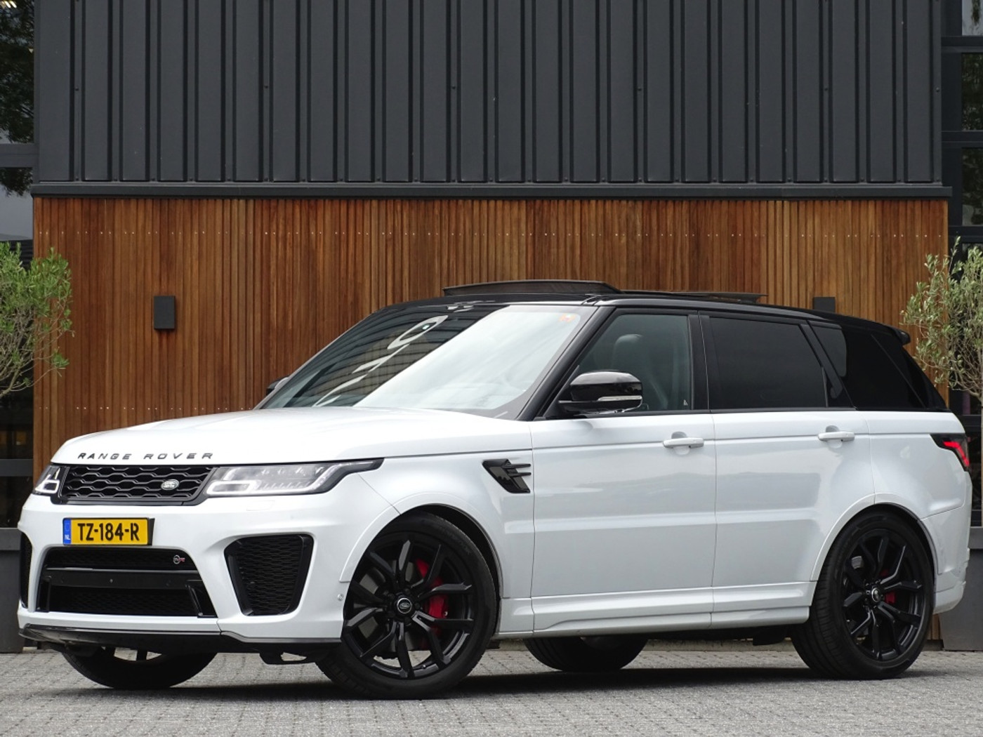 Land Rover Range Rover Sport SVR 5.0 V8 SC 576PK / LED / full option *NAP* 2018 - voorkant