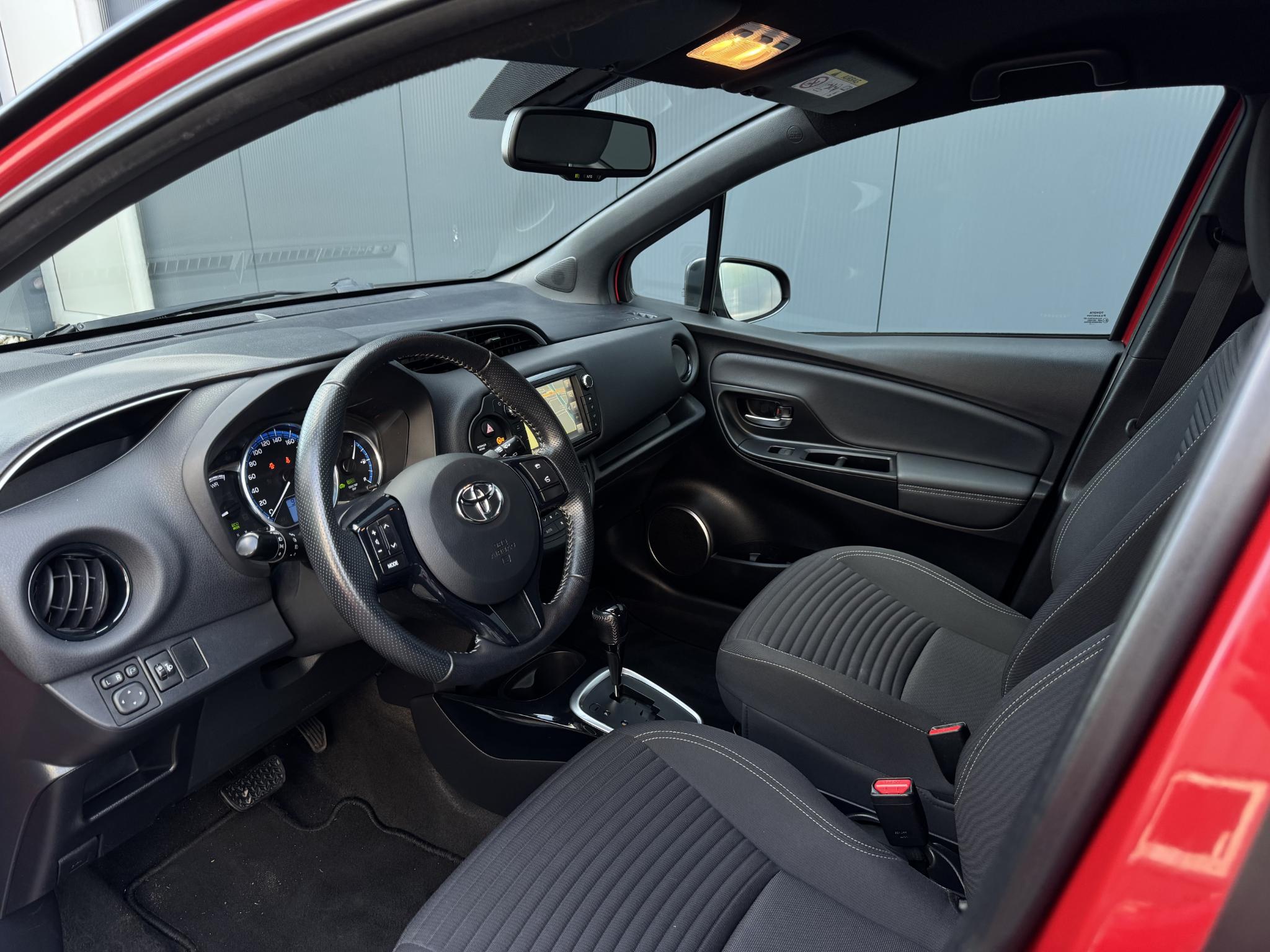 Foto van Toyota Toyota Yaris Hybrid