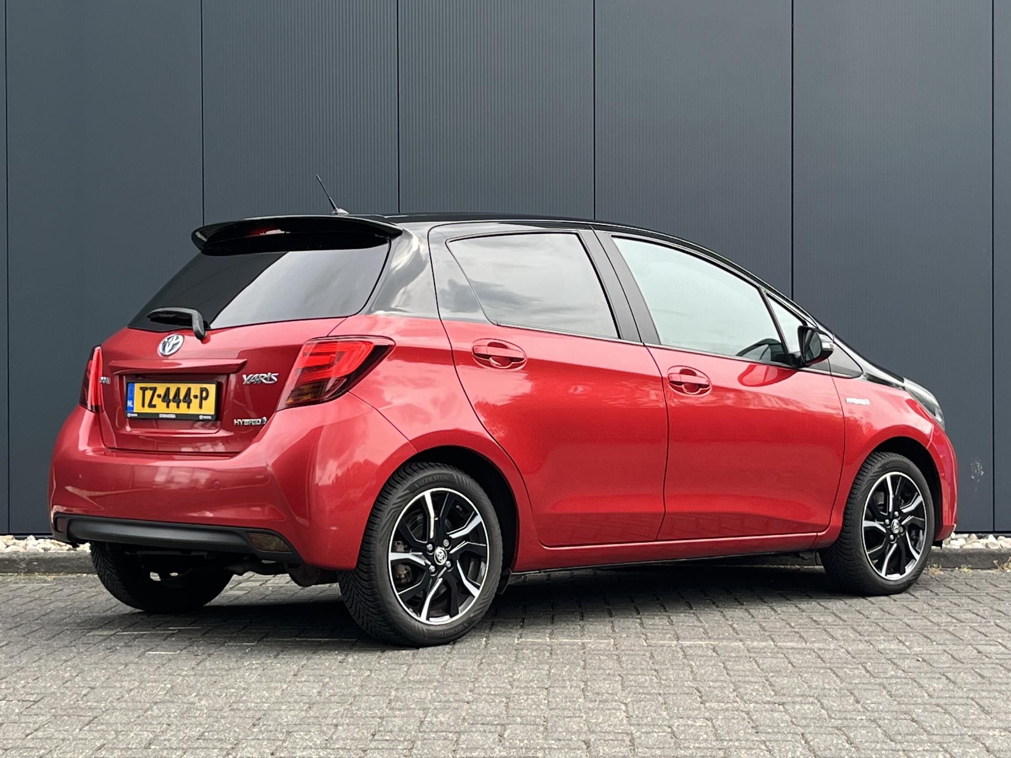 Foto van Toyota Toyota Yaris Hybrid