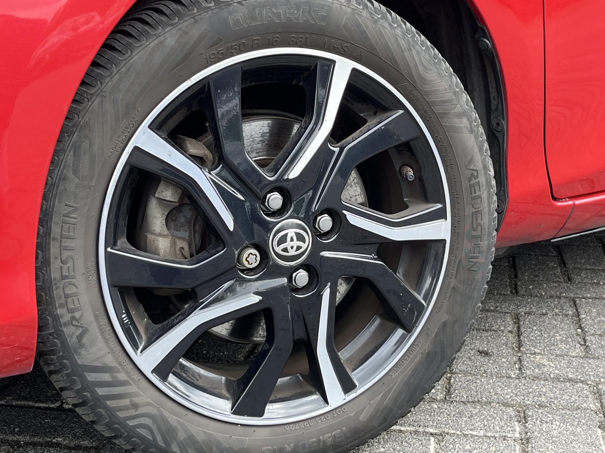 Foto van Toyota Toyota Yaris Hybrid