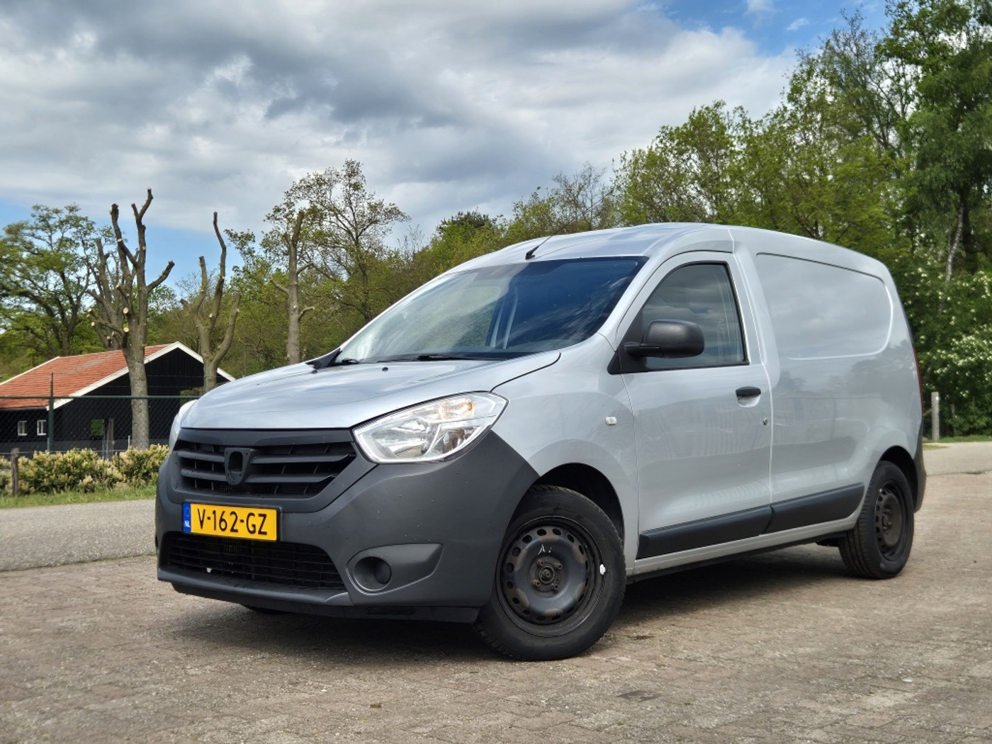 Dacia Dokker 1.5 dCi 75 Ambiance 2017 - voorkant