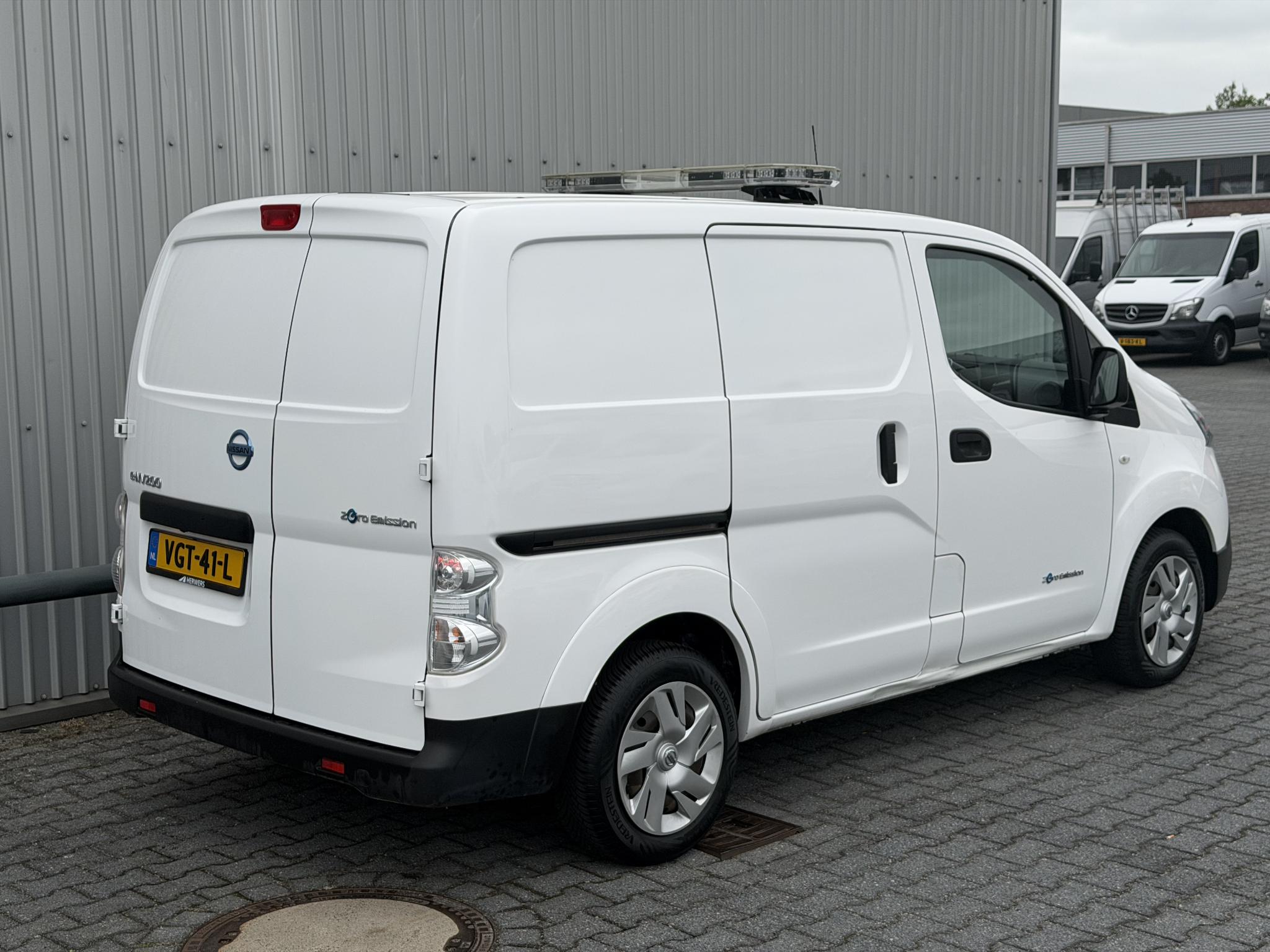 Foto van Nissan Nissan E-nv200