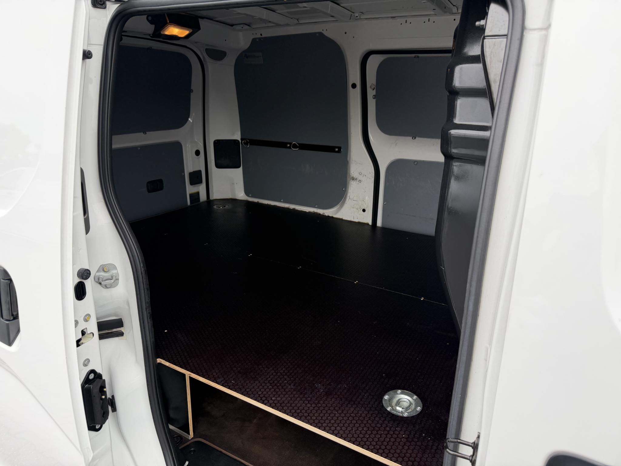 Foto van Nissan Nissan E-nv200