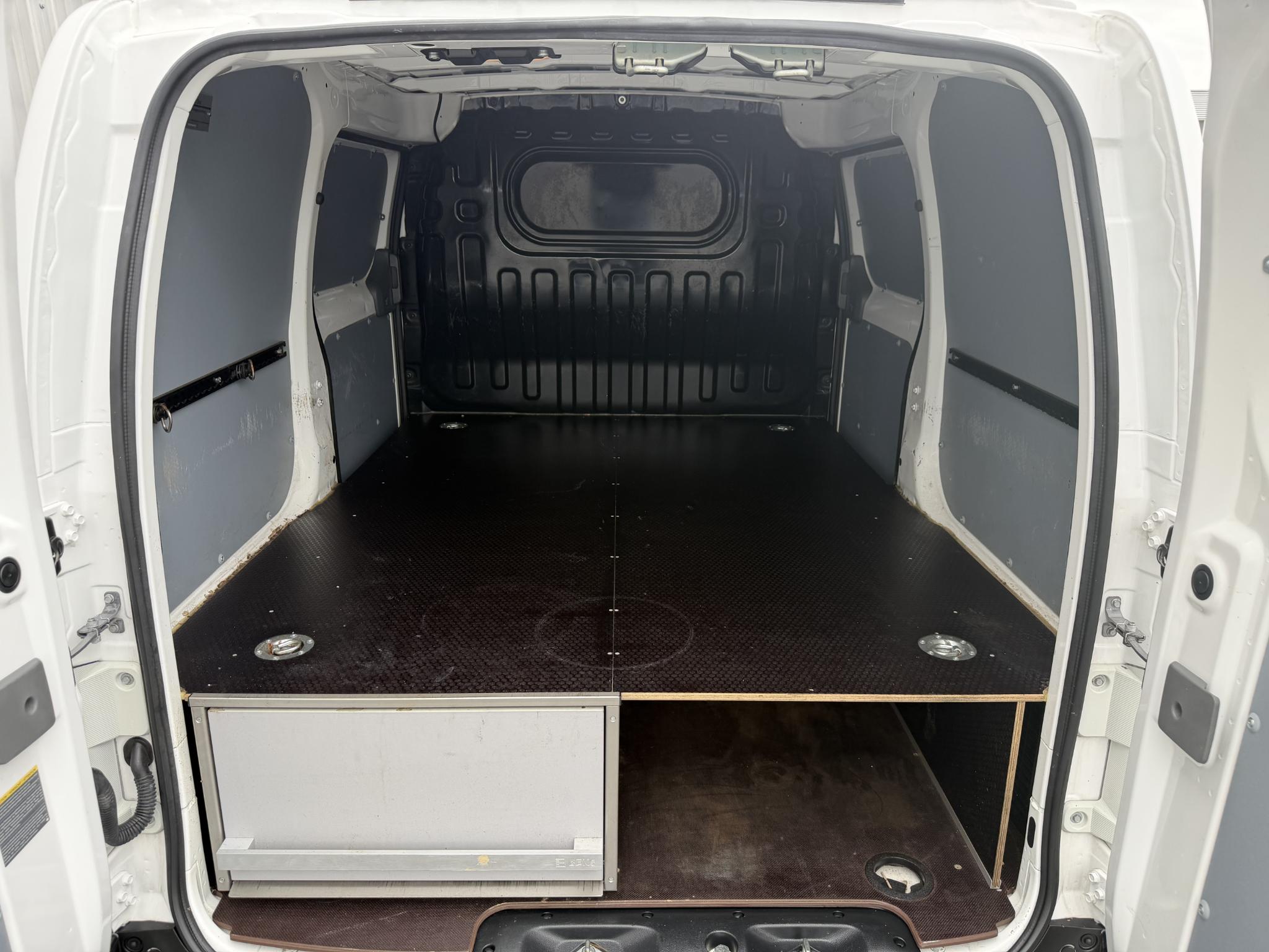 Foto van Nissan Nissan E-nv200