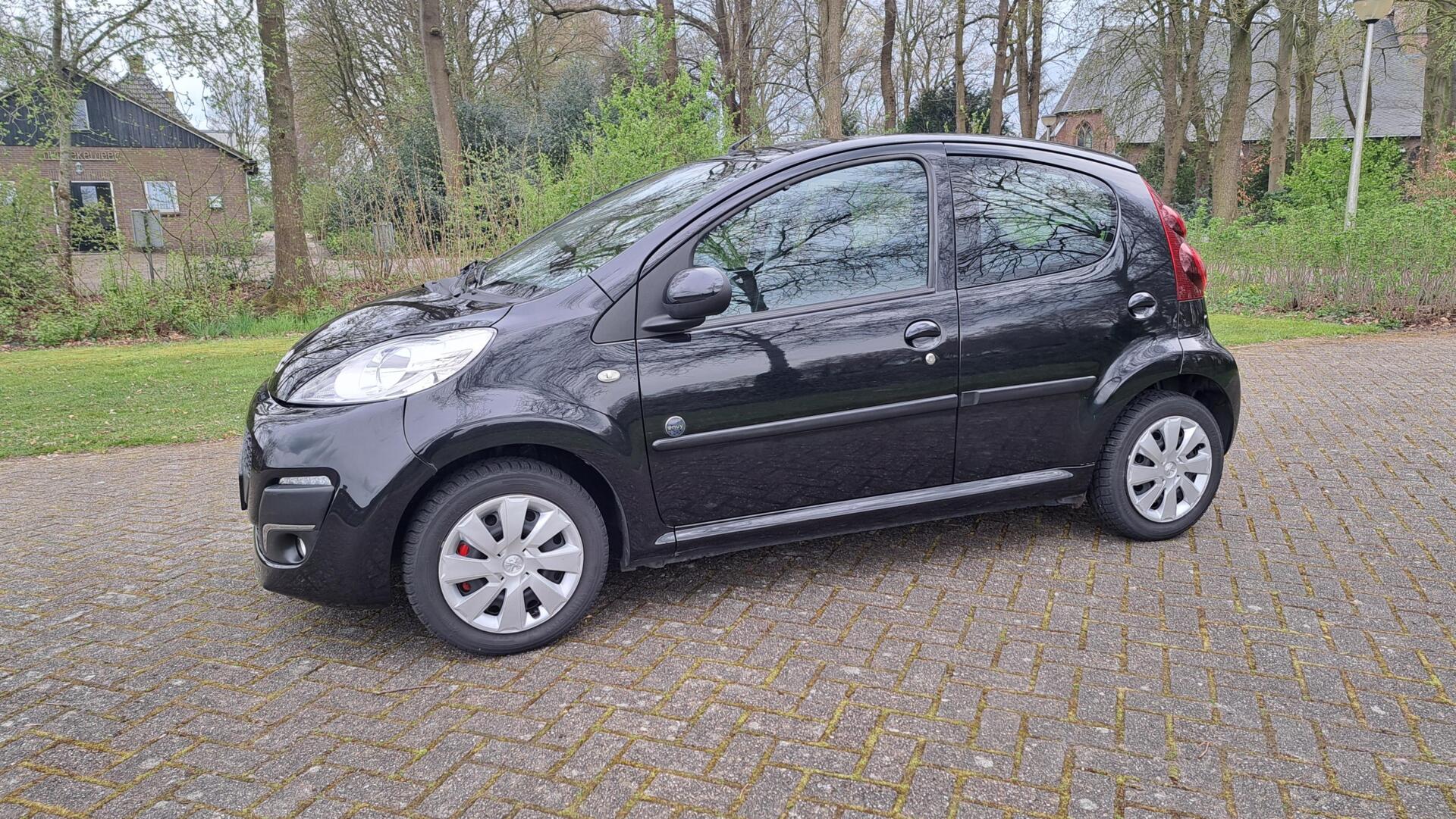 Foto van Peugeot Peugeot 107