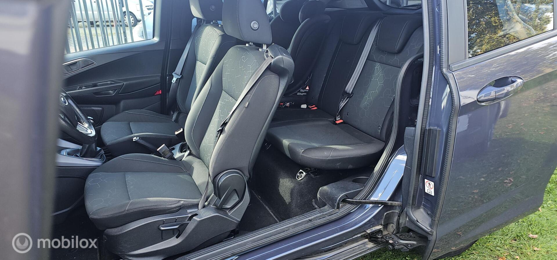 Foto van Ford B-max