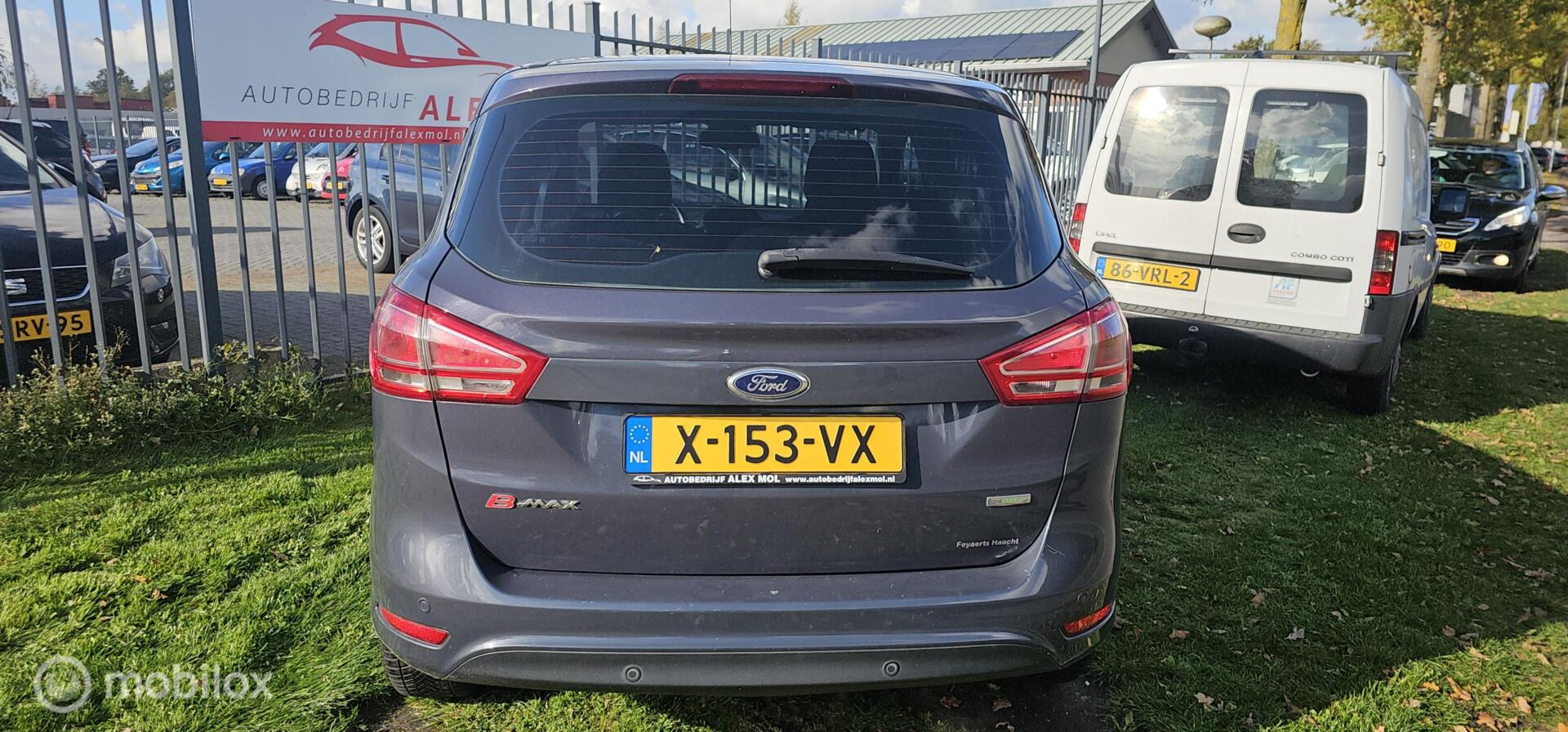 Foto van Ford B-max